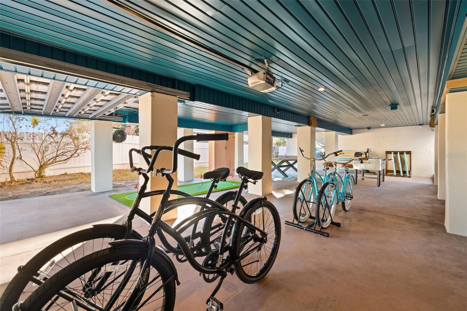 Image 42 of 59 For 2302 Bay Boulevard