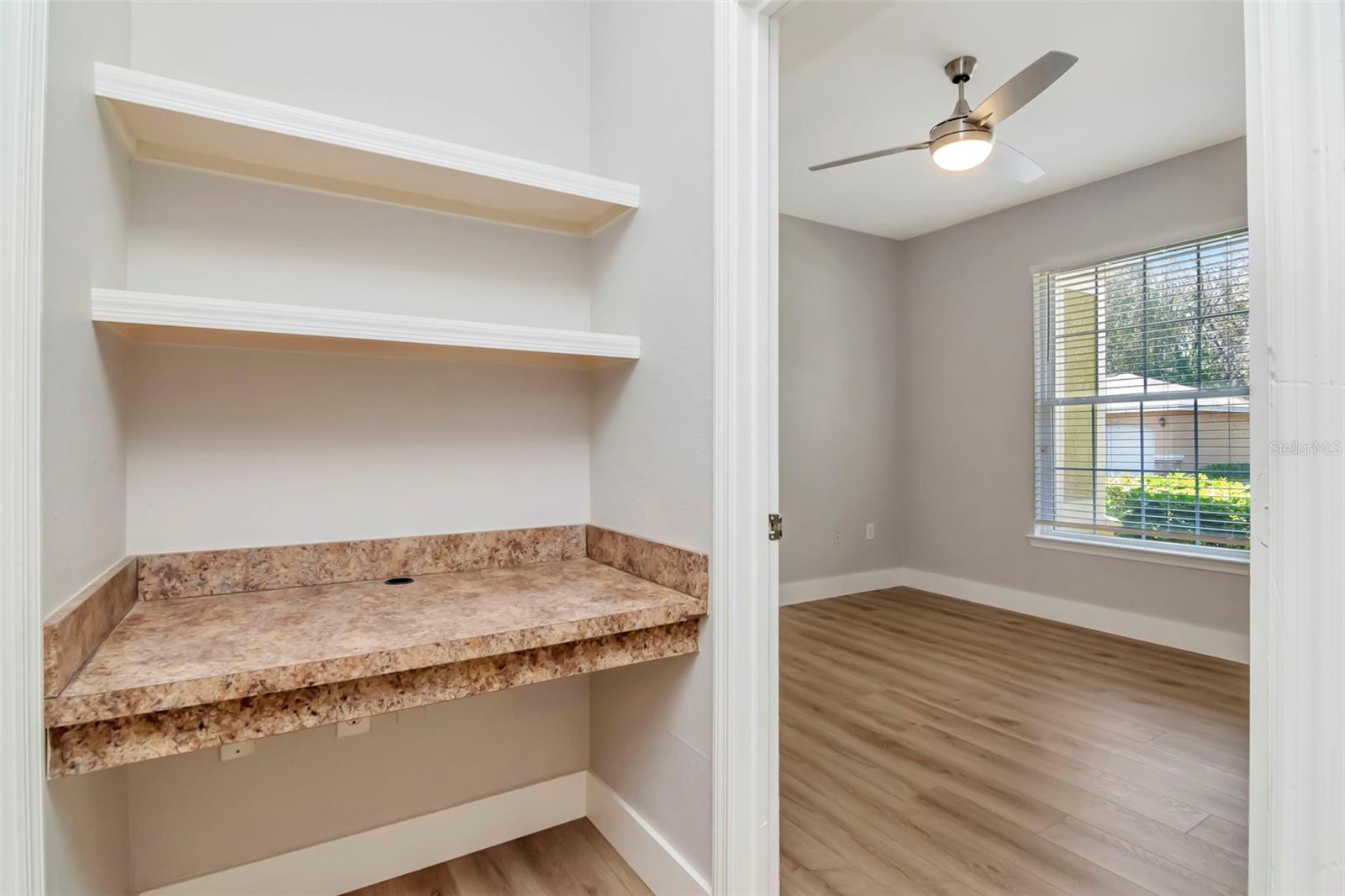 Listing photo id 20 for 9916 Courtney Palms Boulevard 103