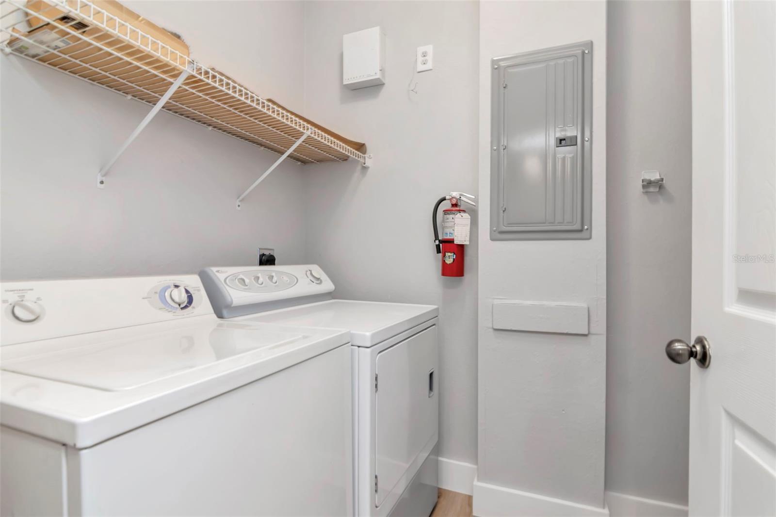 Listing photo id 22 for 9916 Courtney Palms Boulevard 103