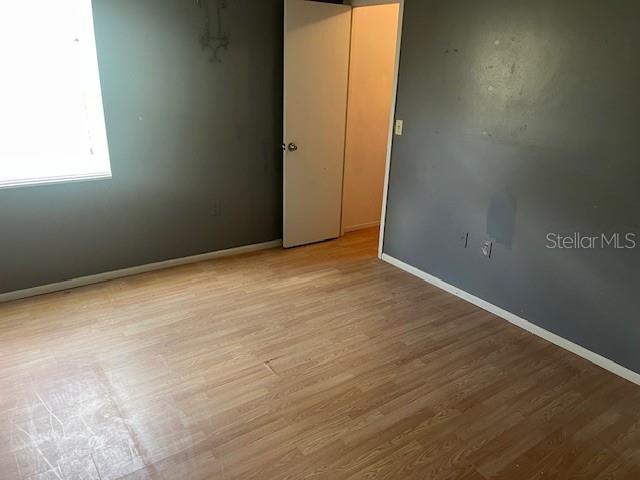 Image 15 of 30 For 3249 Beneva Road 103