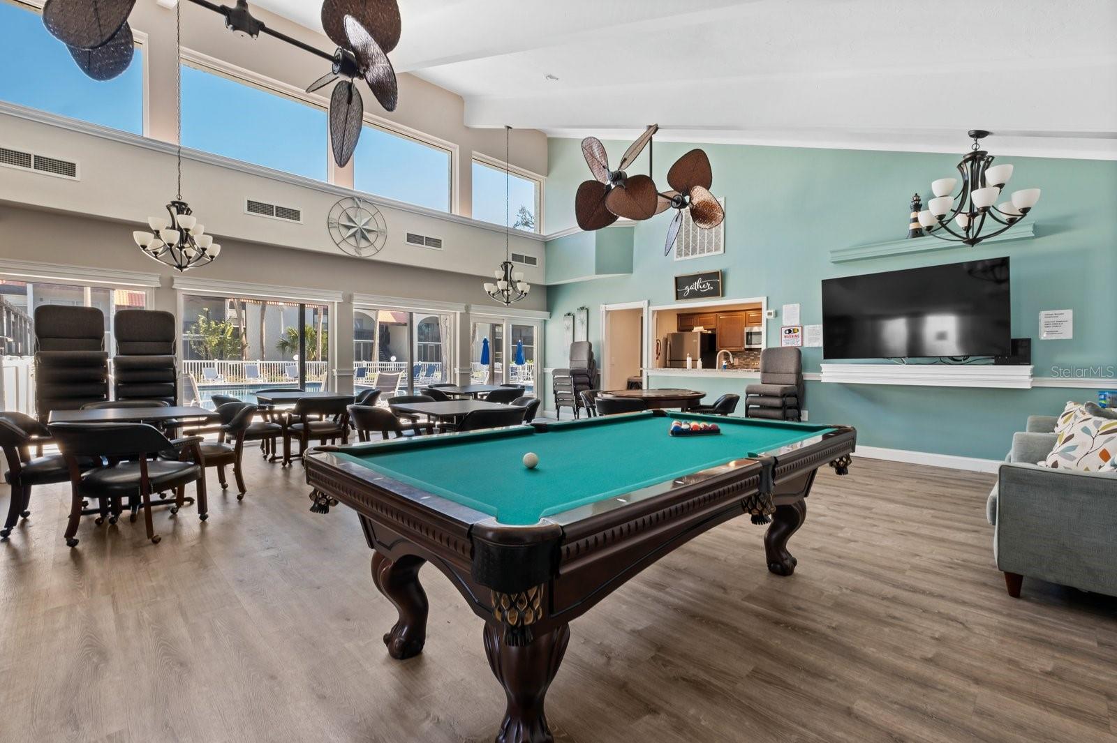 Image 24 of 30 For 3249 Beneva Road 103