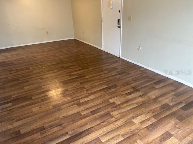 Image 4 of 30 For 3249 Beneva Road 103