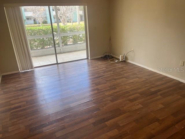 Image 8 of 30 For 3249 Beneva Road 103