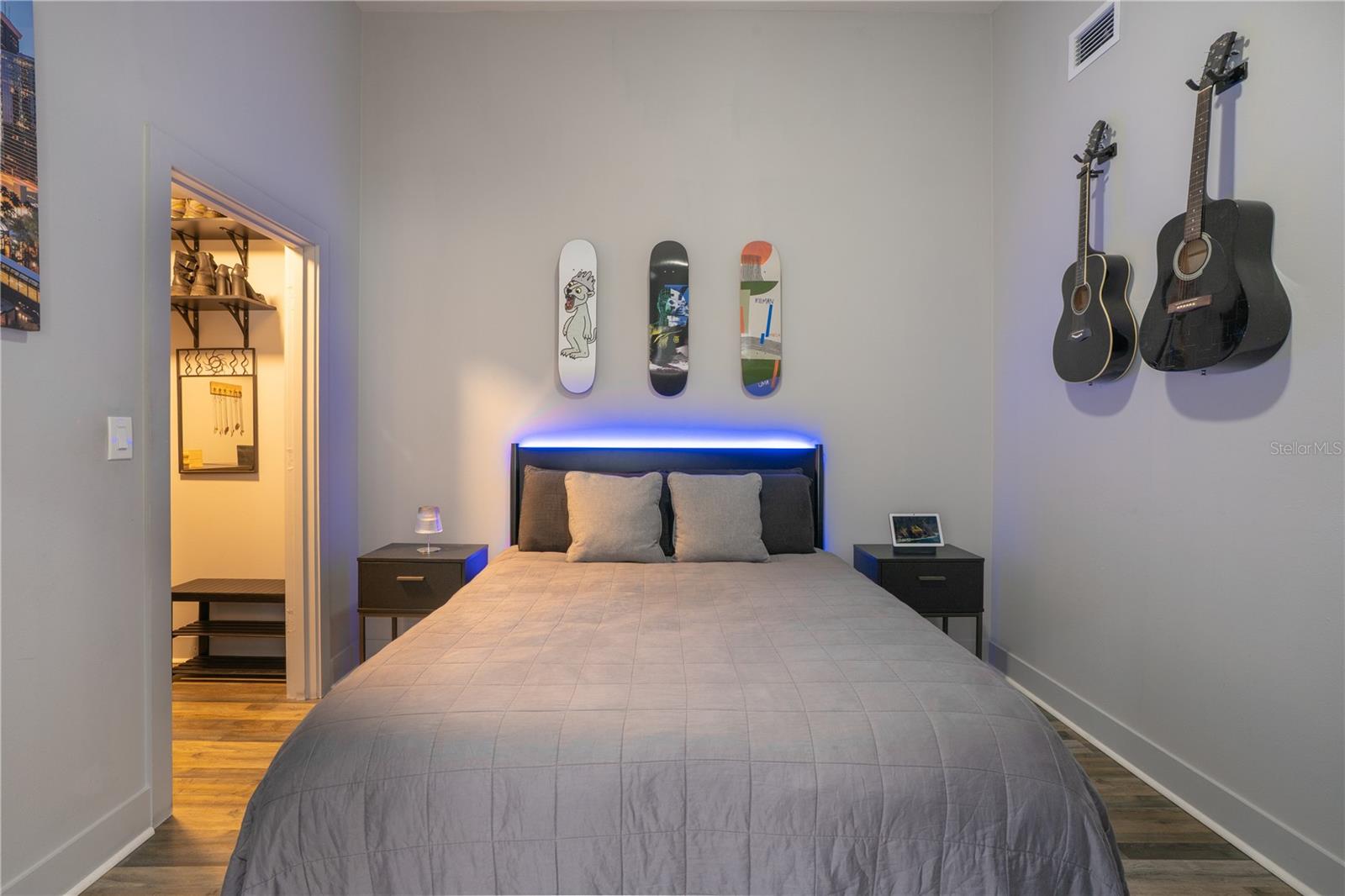 Image 10 of 24 For 1208 Kennedy Boulevard 832