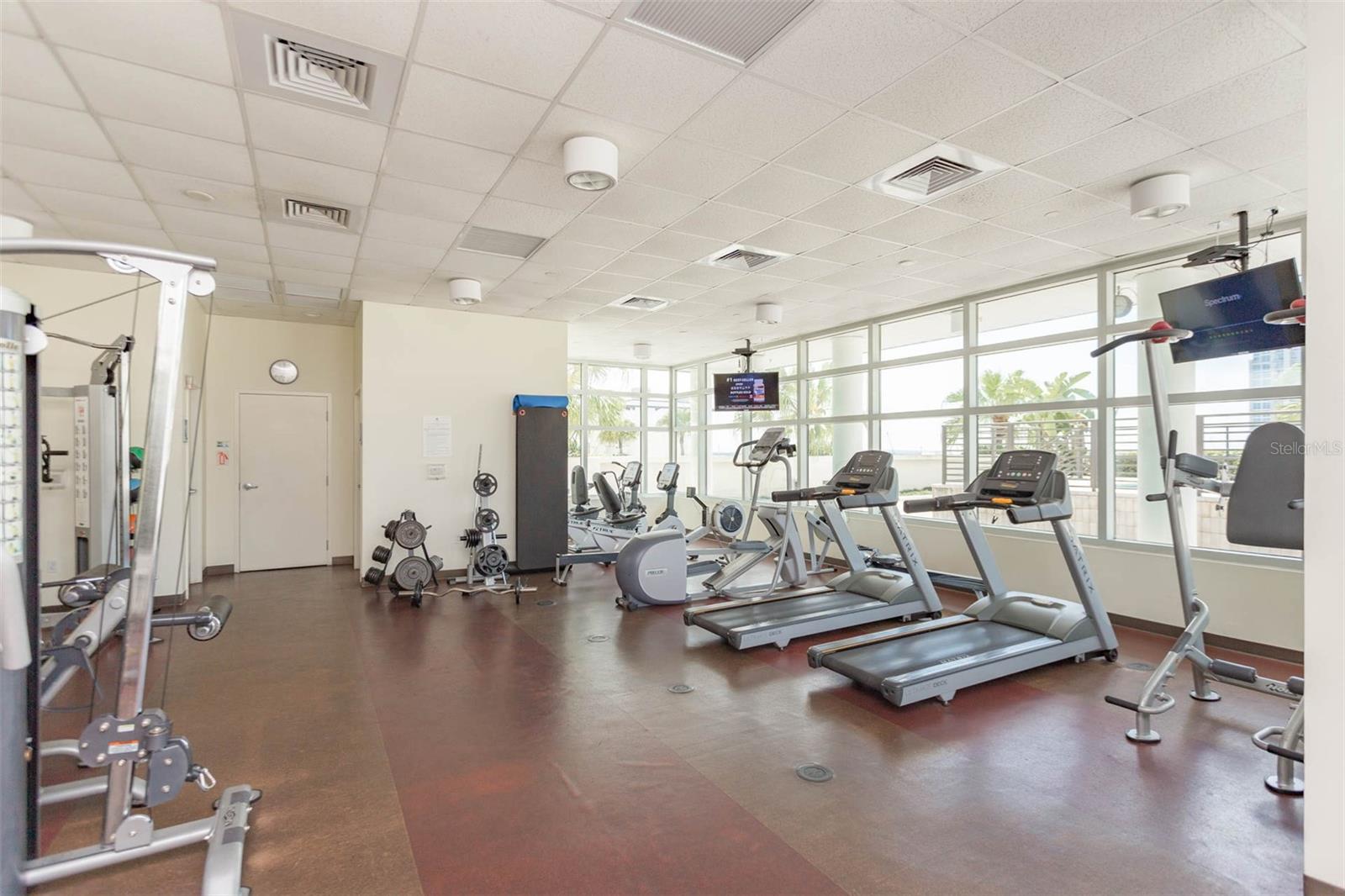 Image 23 of 24 For 1208 Kennedy Boulevard 832