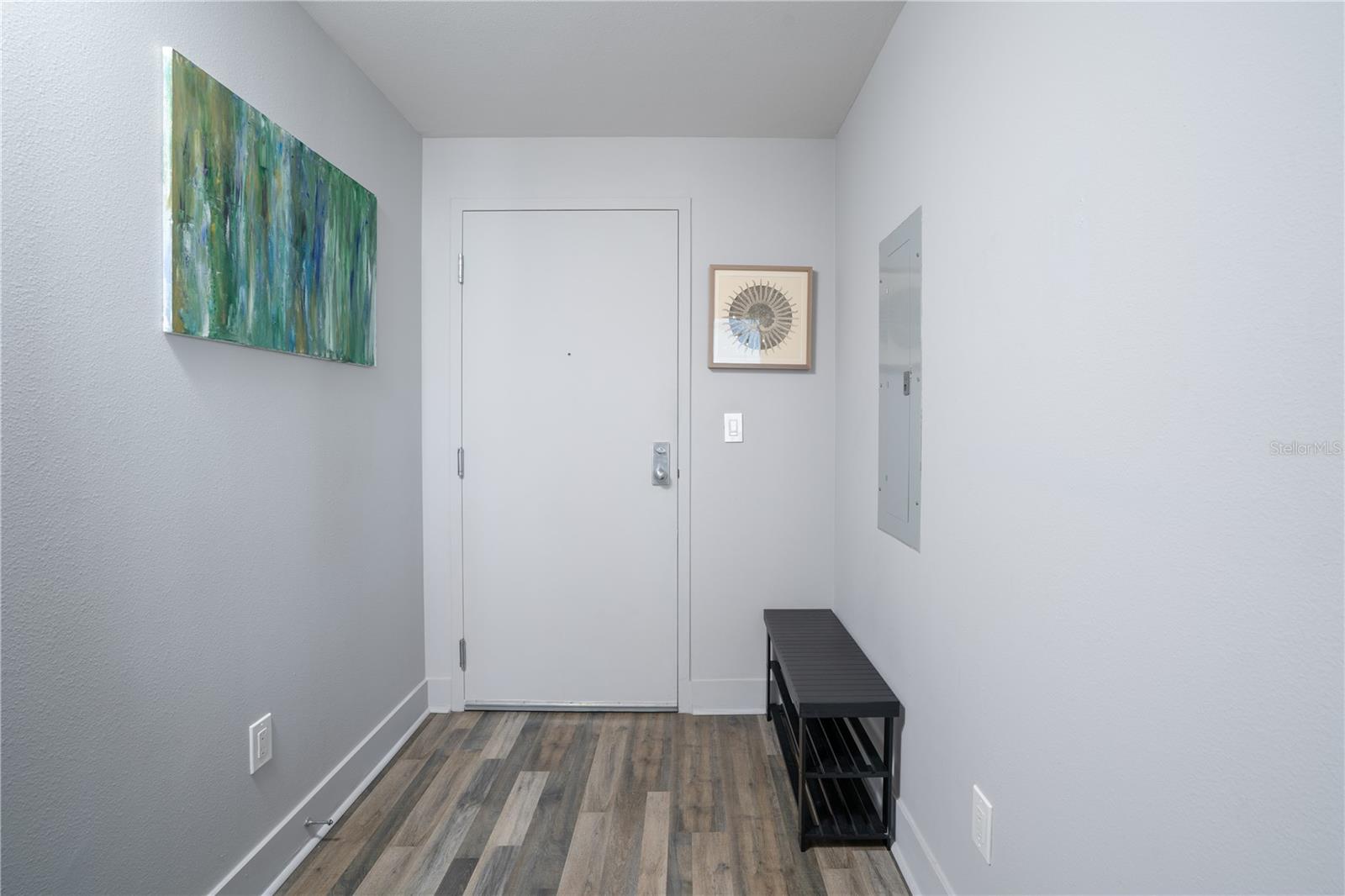 Image 4 of 24 For 1208 Kennedy Boulevard 832