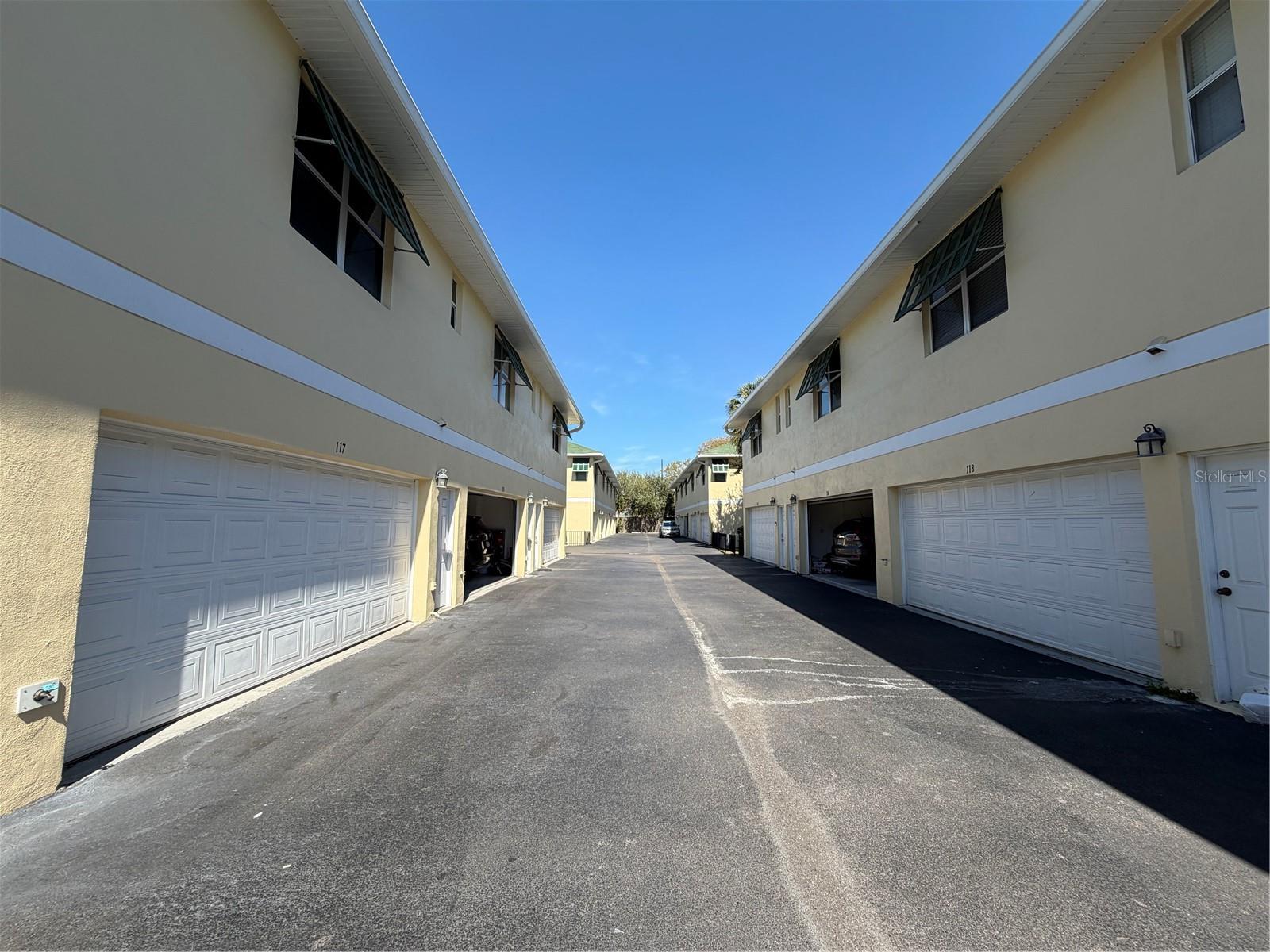 Image 19 of 20 For 119 Key Haven Court