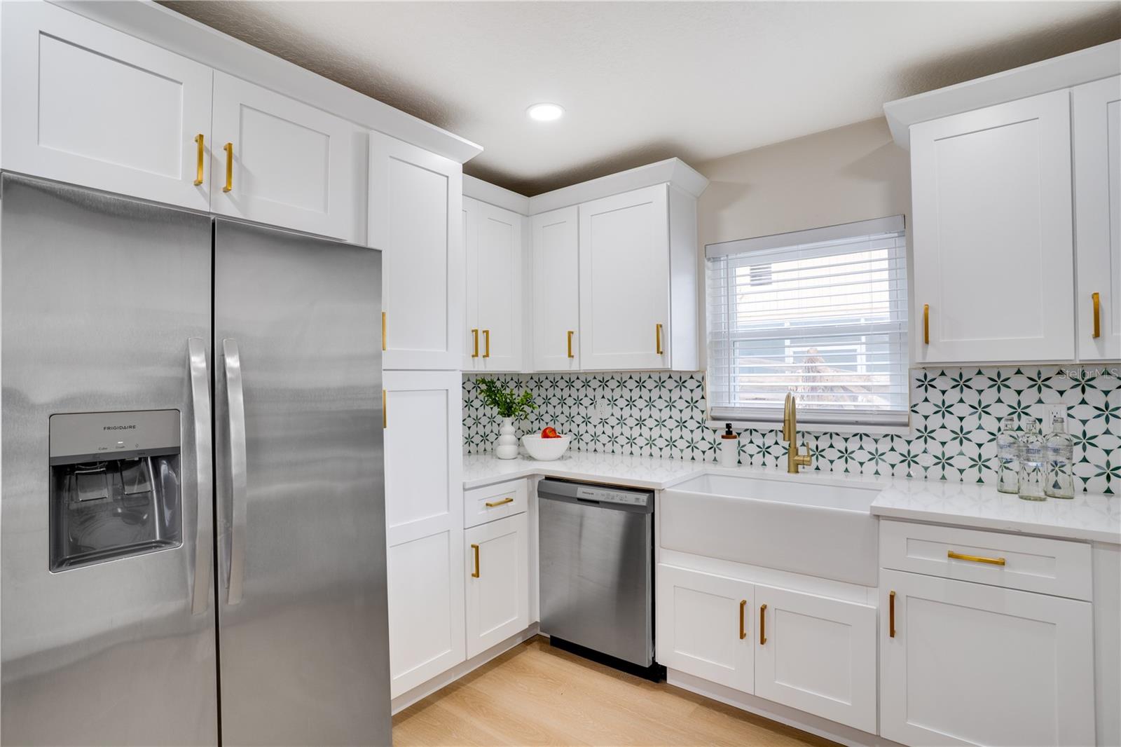 Image 13 of 35 For 11071 Navajo Drive