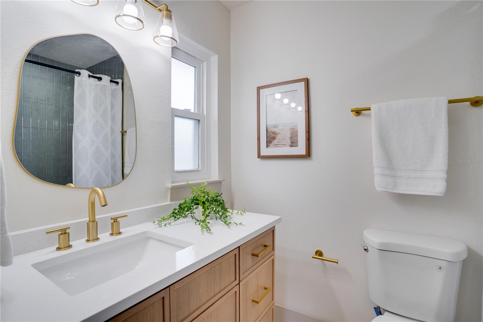 Image 17 of 35 For 11071 Navajo Drive