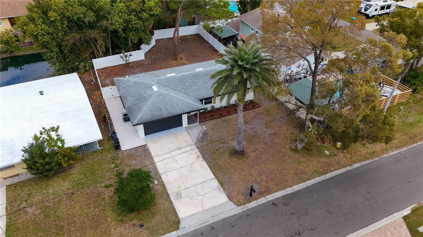 Image 30 of 35 For 11071 Navajo Drive