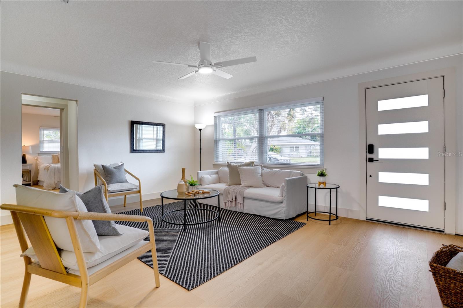 Image 7 of 35 For 11071 Navajo Drive