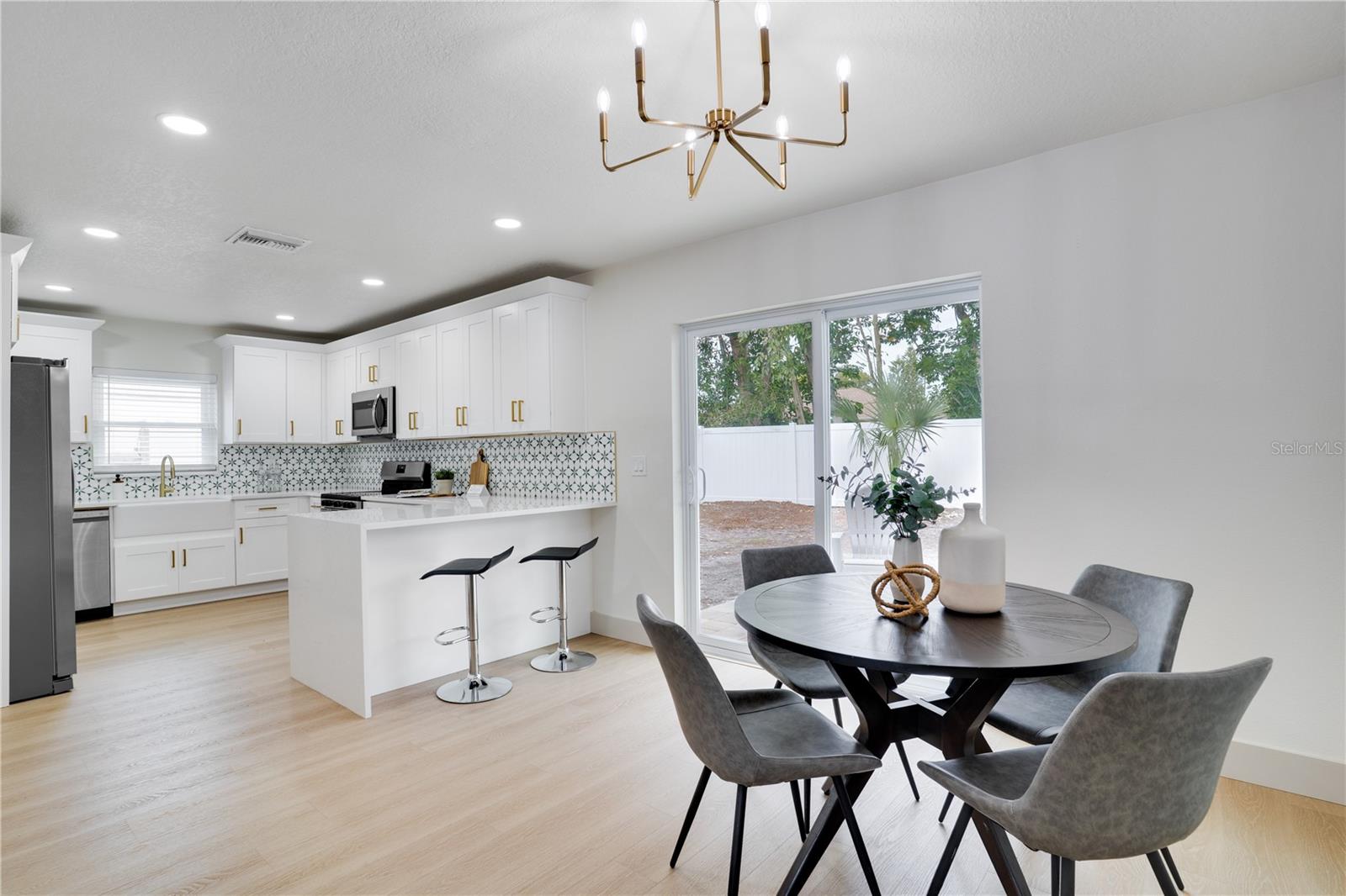 Image 8 of 35 For 11071 Navajo Drive