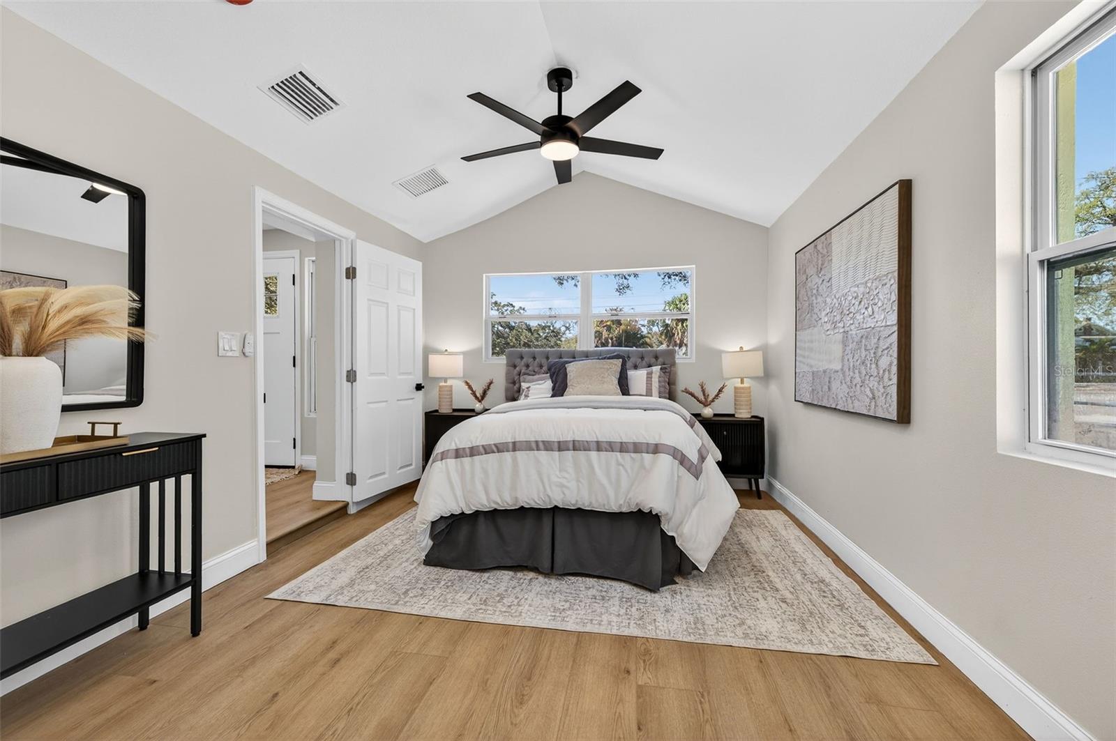 Image 15 of 30 For 3535 Park Street N