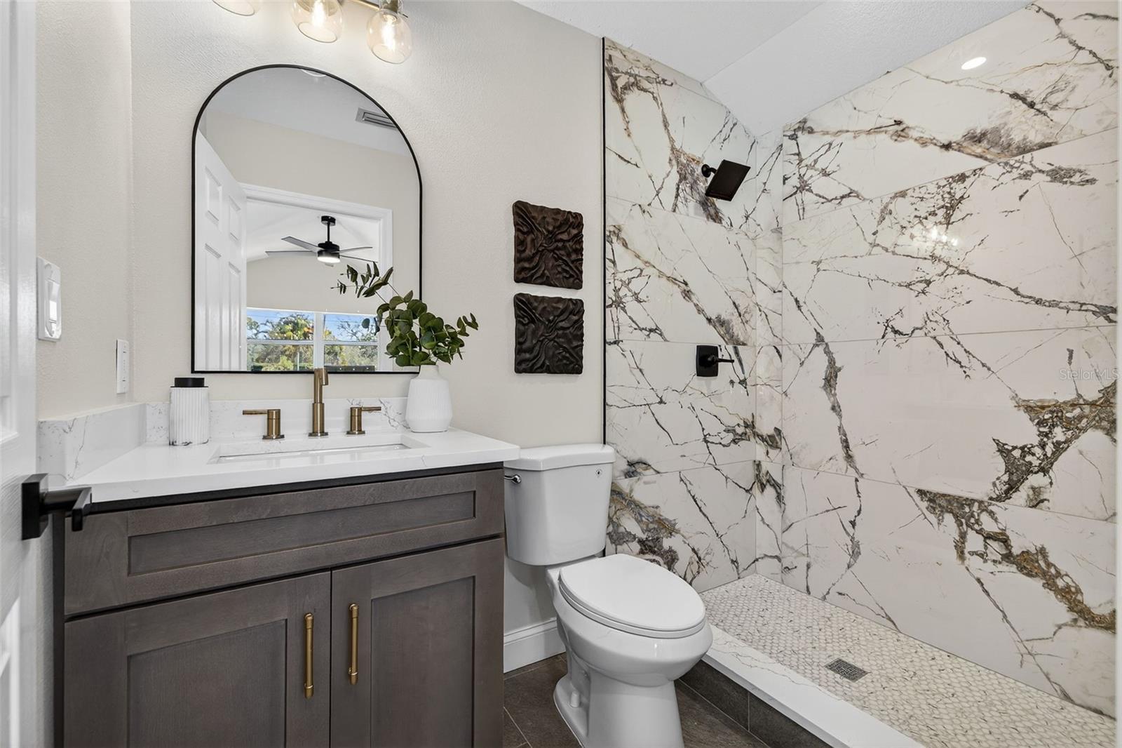 Image 16 of 30 For 3535 Park Street N