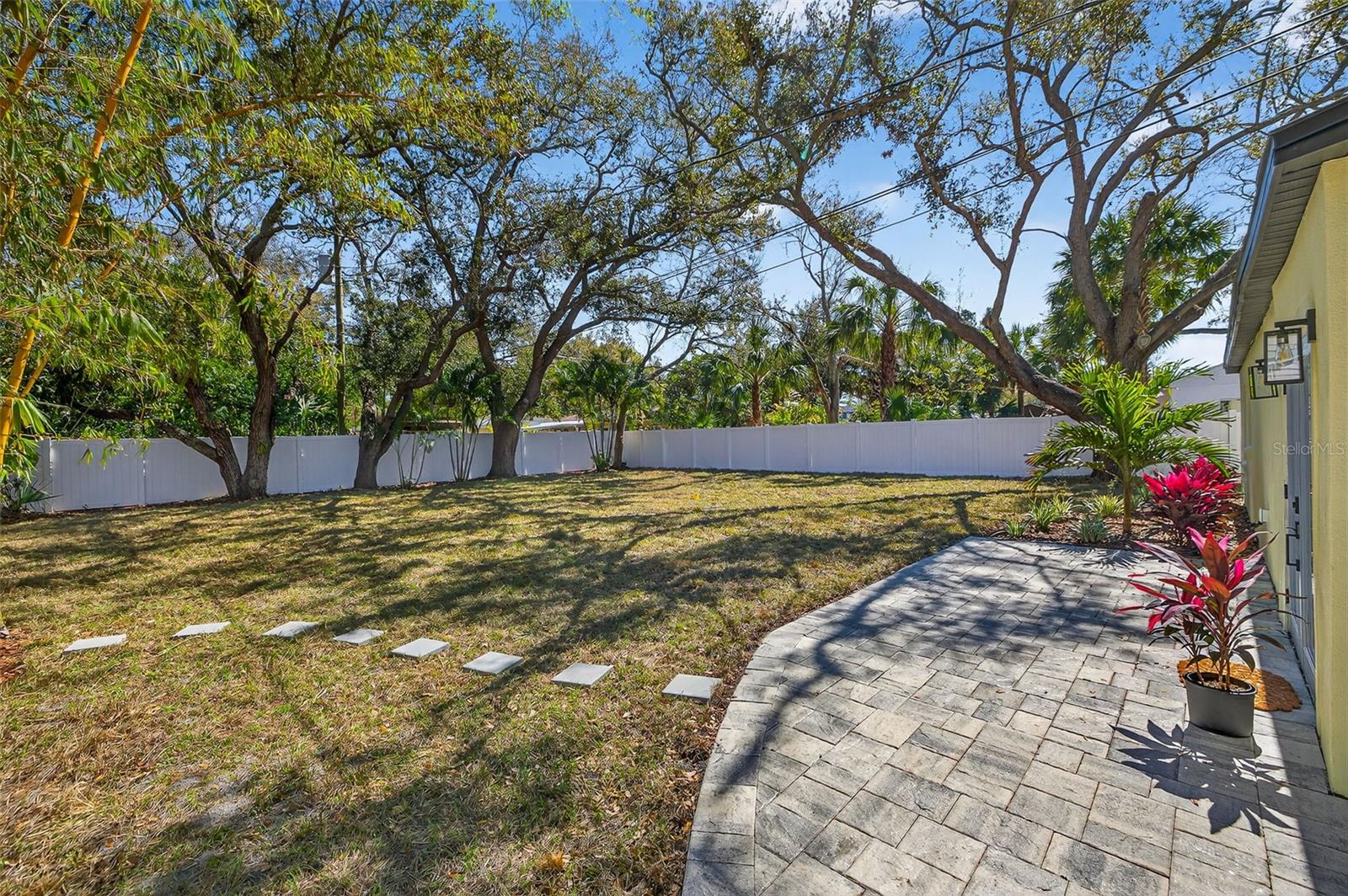 Image 21 of 30 For 3535 Park Street N