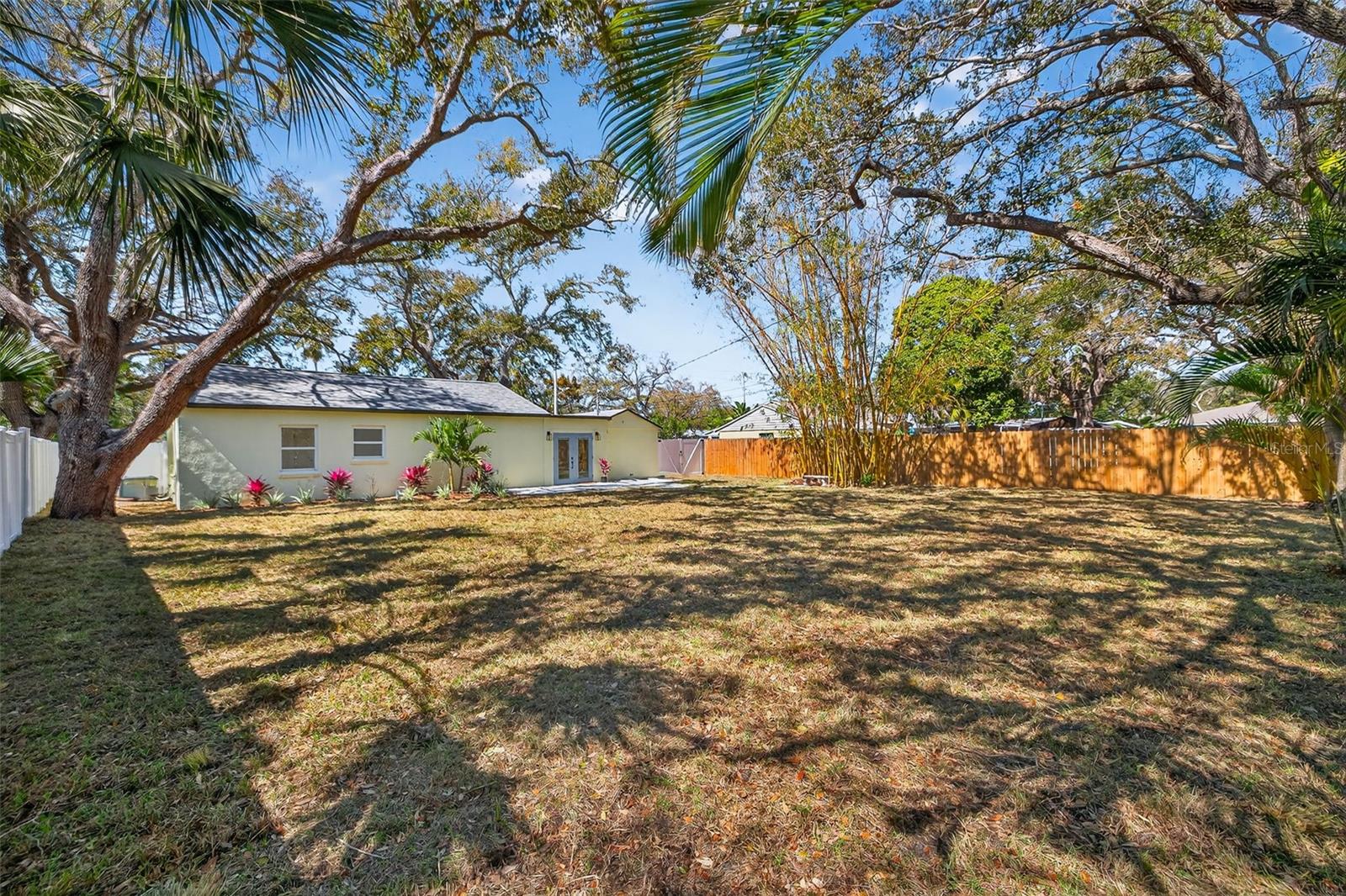 Image 24 of 30 For 3535 Park Street N