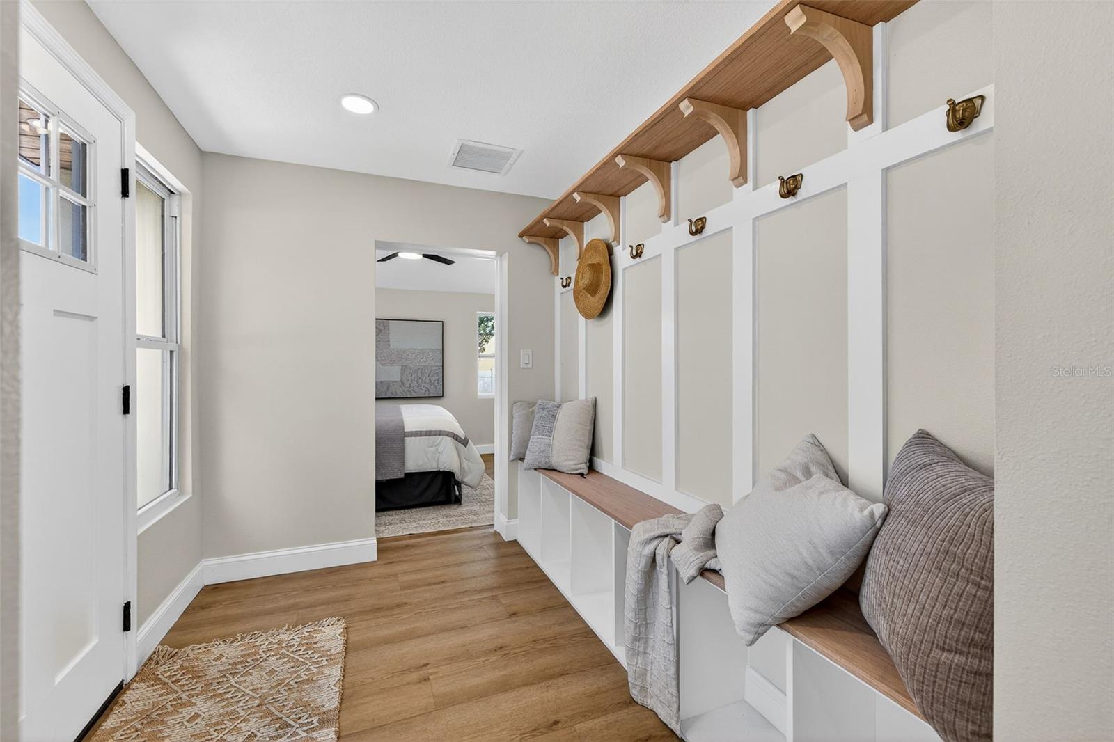 Image 5 of 30 For 3535 Park Street N