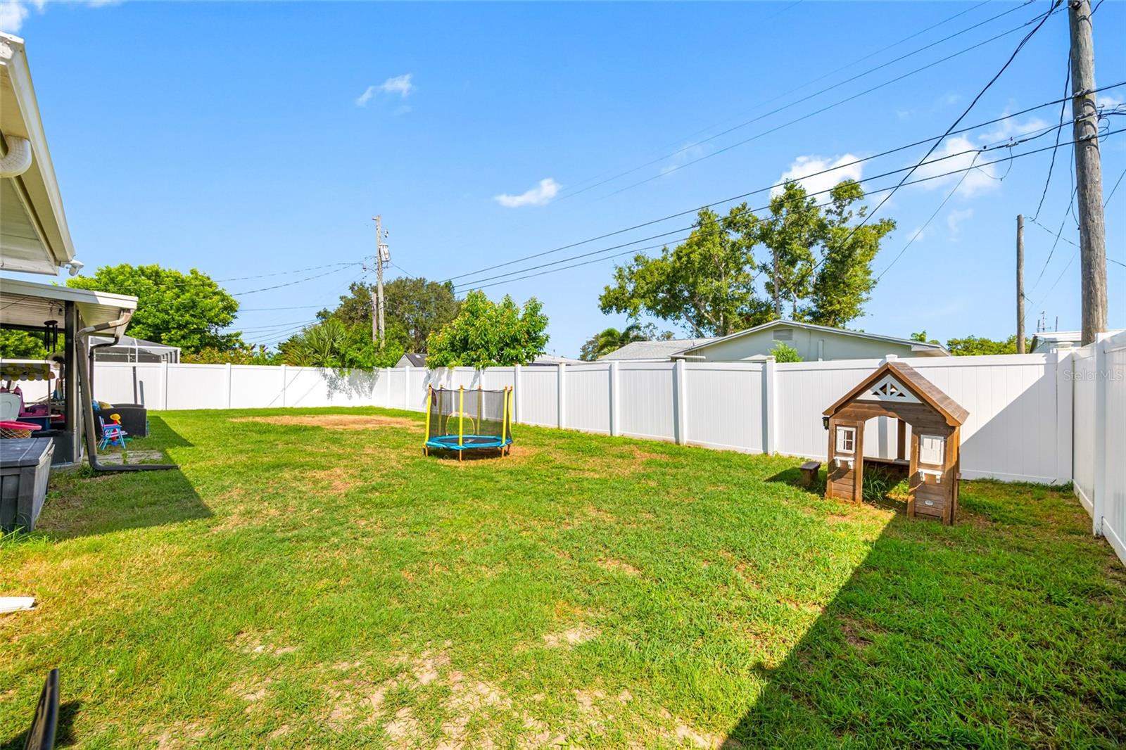 Image 35 of 39 For 14095 Chamberlain Avenue