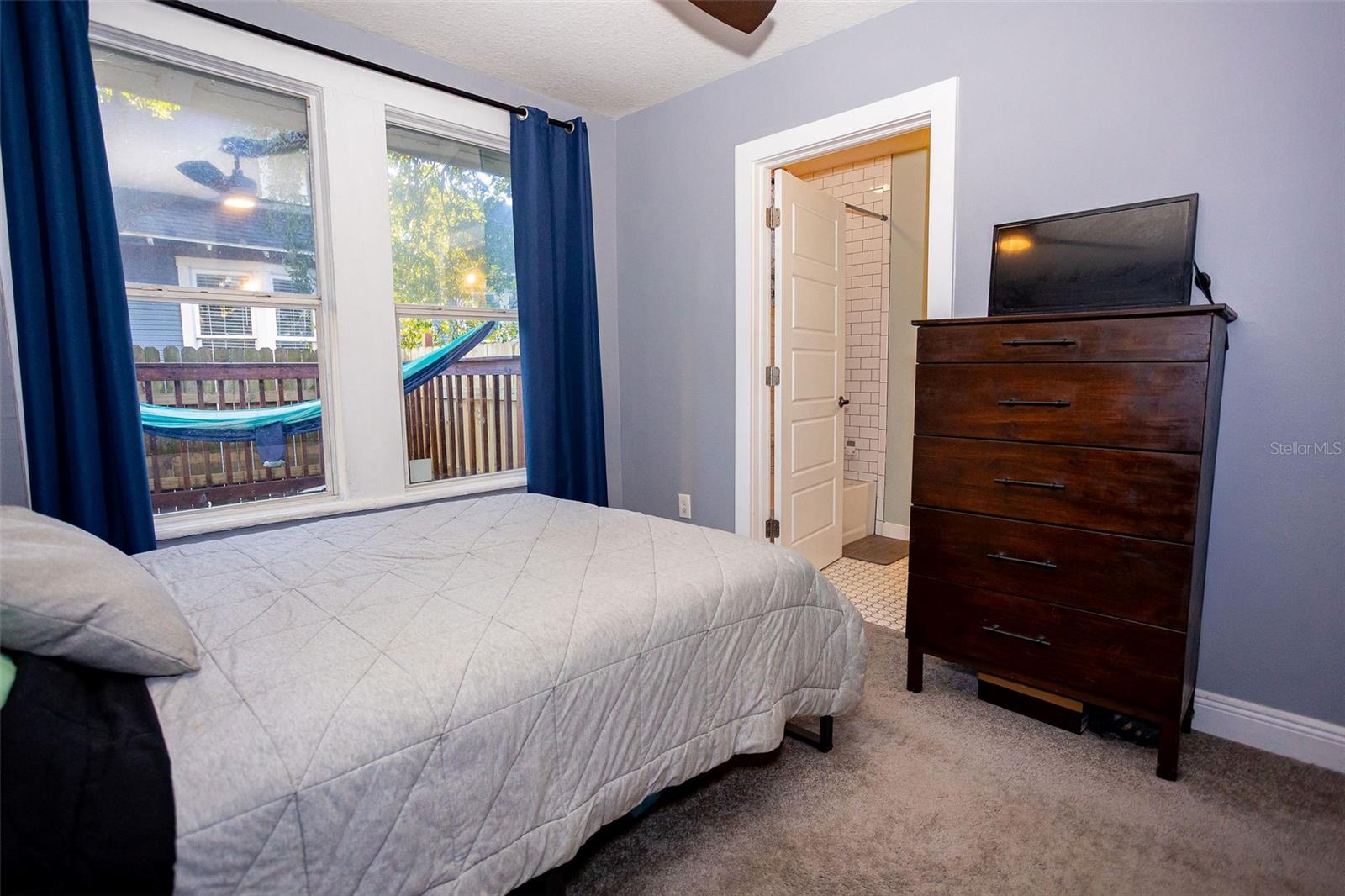 Image 24 of 67 For 3909 Tampa Street