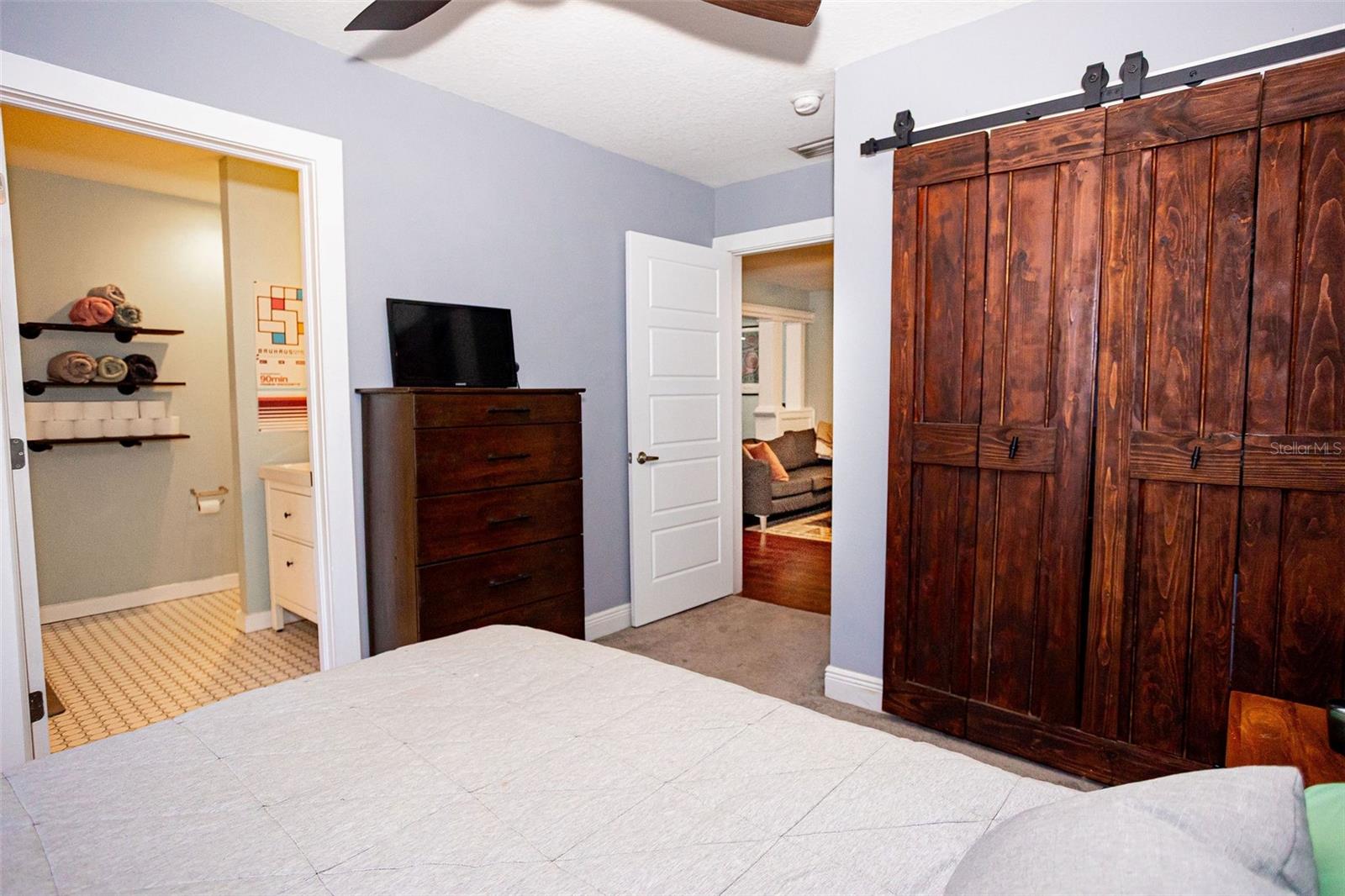 Image 27 of 67 For 3909 Tampa Street