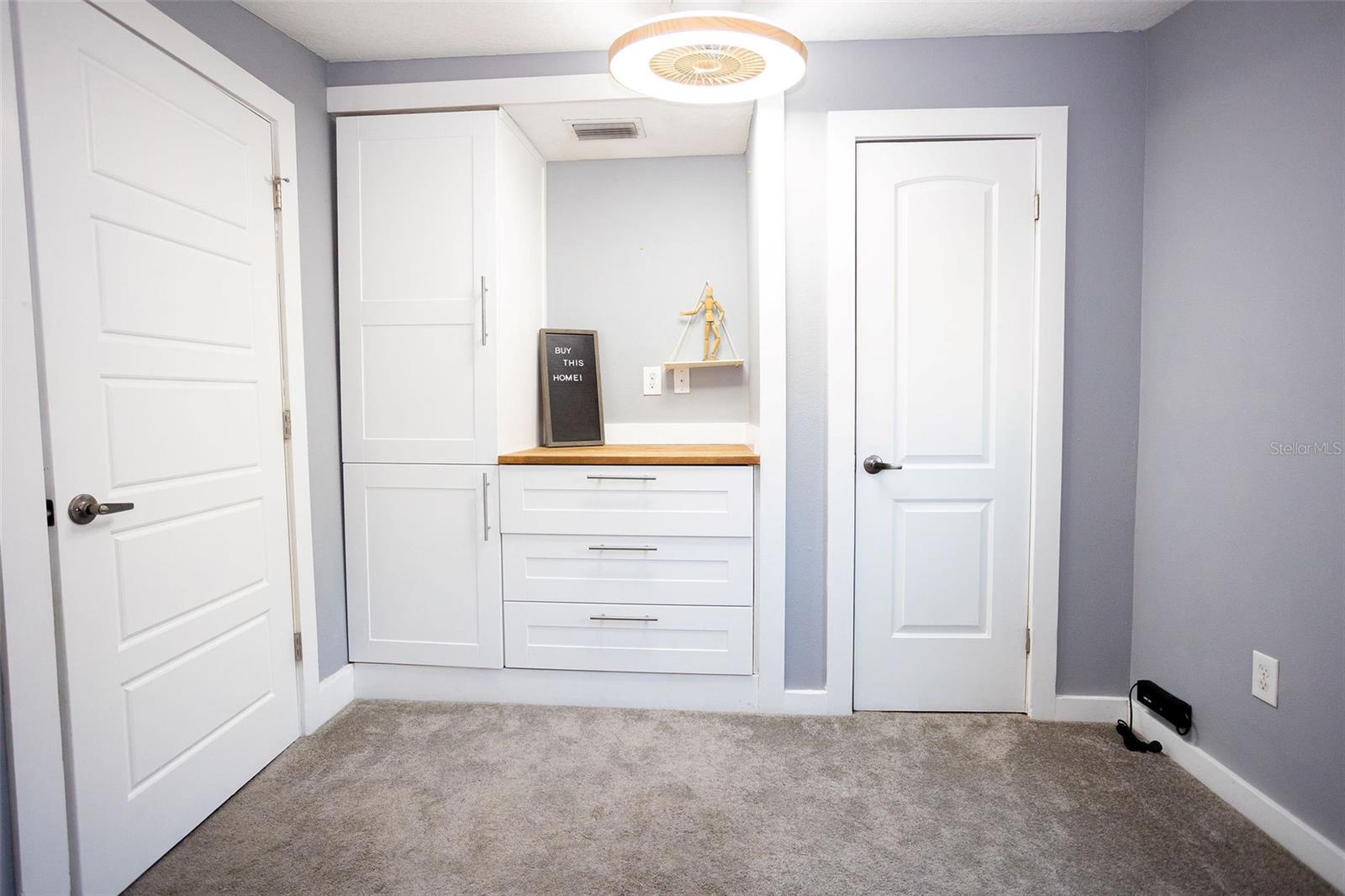 Image 38 of 67 For 3909 Tampa Street