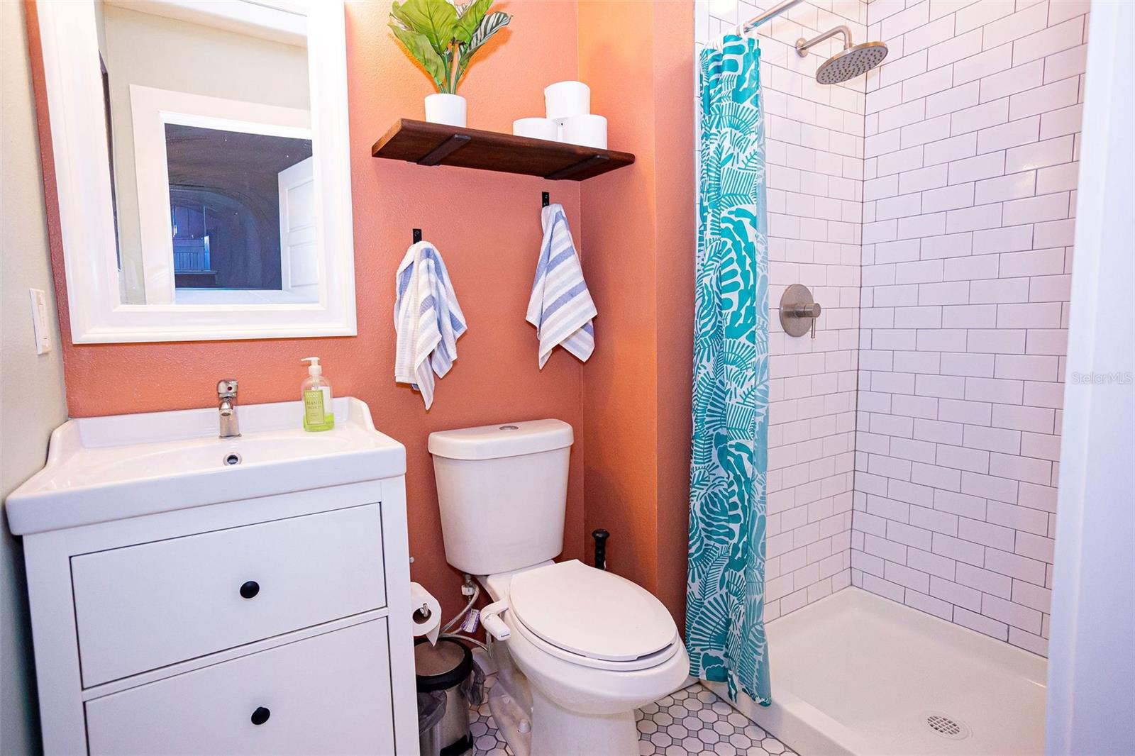 Image 40 of 67 For 3909 Tampa Street