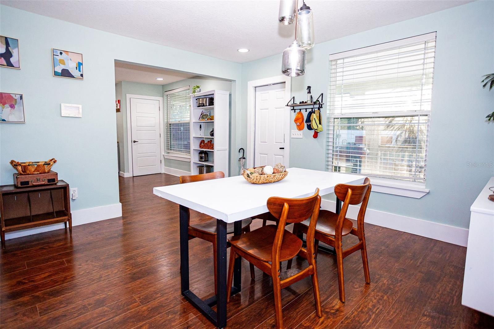 Image 9 of 67 For 3909 Tampa Street