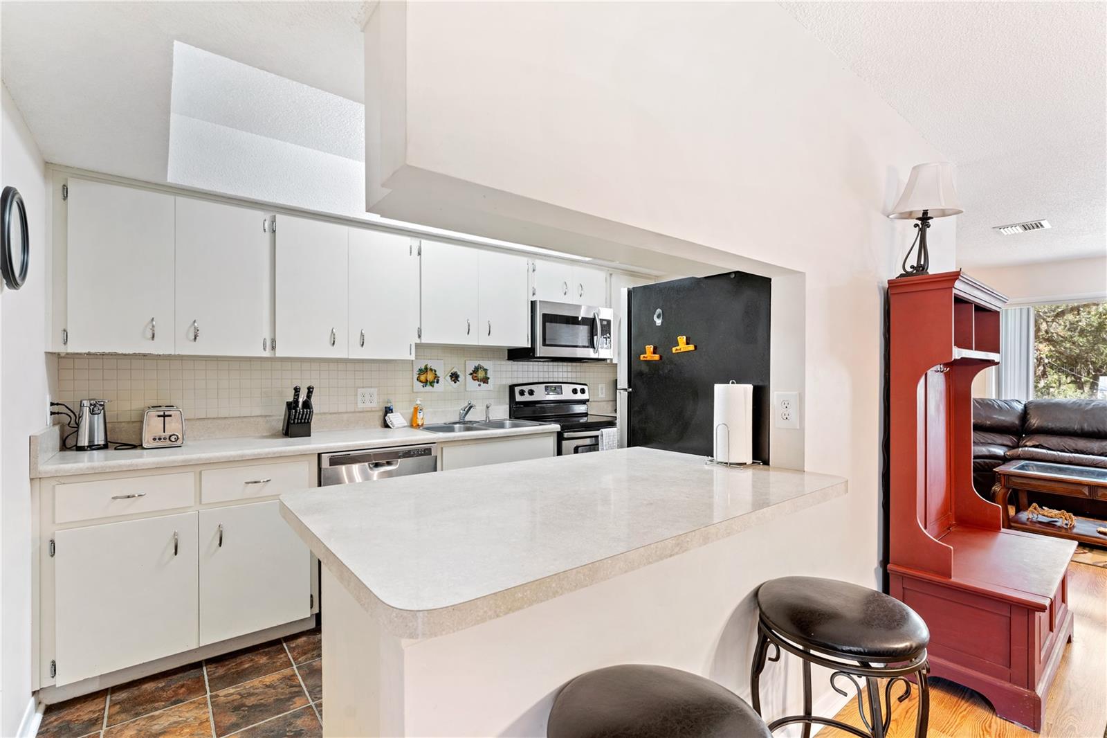 Listing photo id 9 for 11494 W. Pope Court