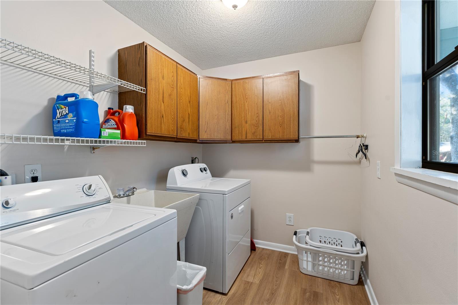 Listing photo id 32 for 11494 W. Pope Court