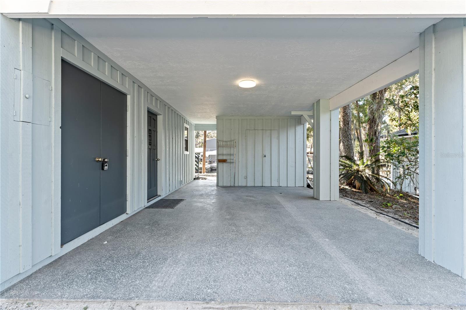 Listing photo id 35 for 11494 W. Pope Court