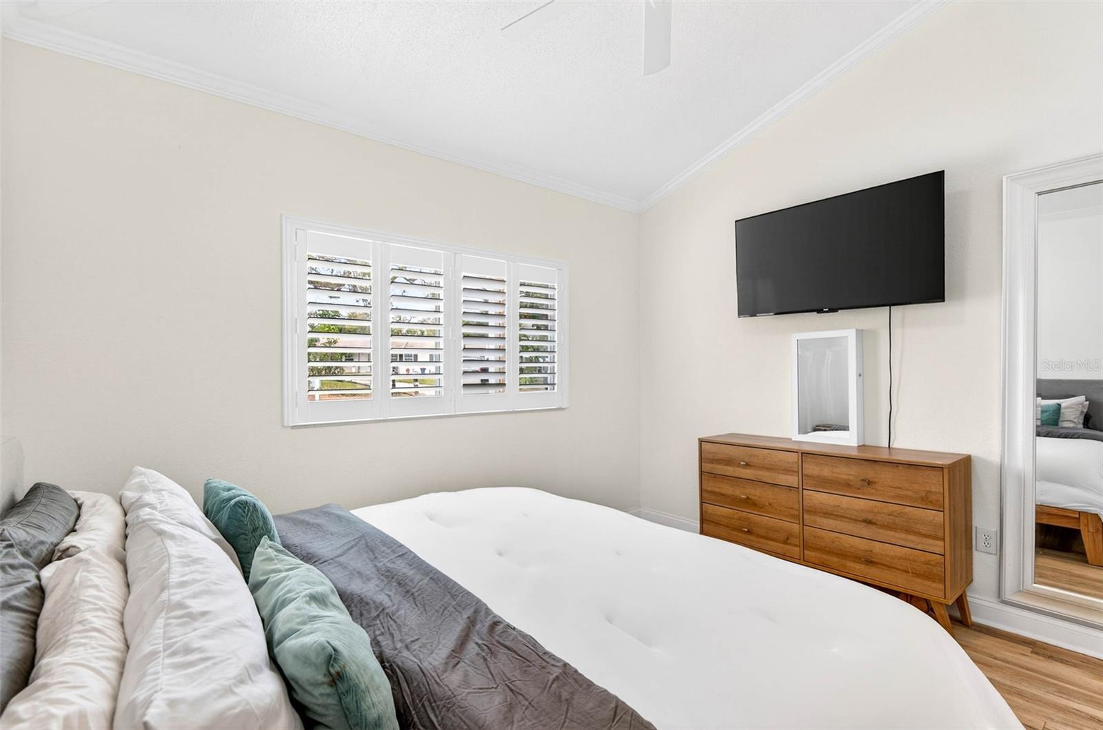 Image 26 of 43 For 5287 99th Way N