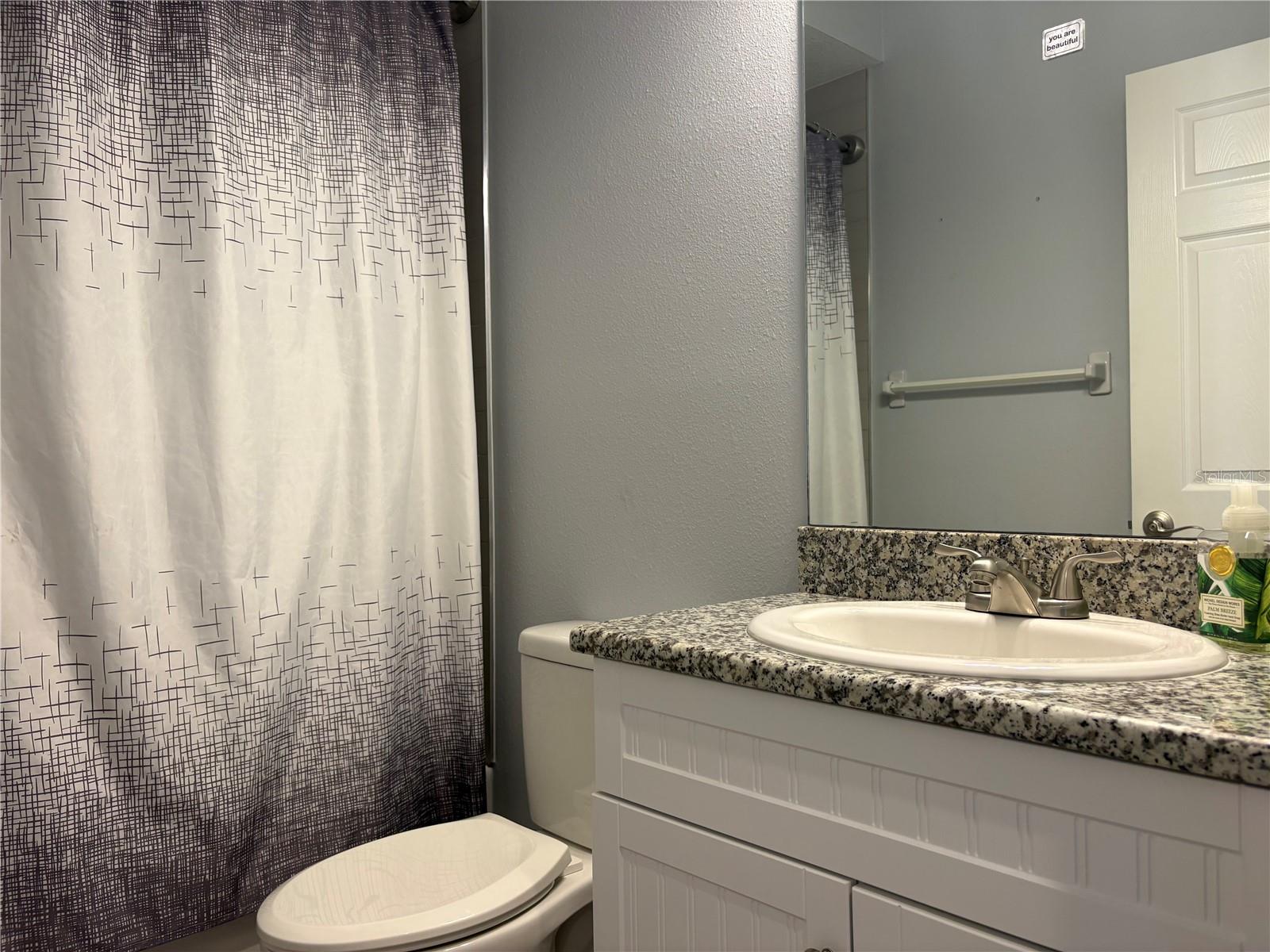 Image 21 of 29 For 2118 Edgewater Circle