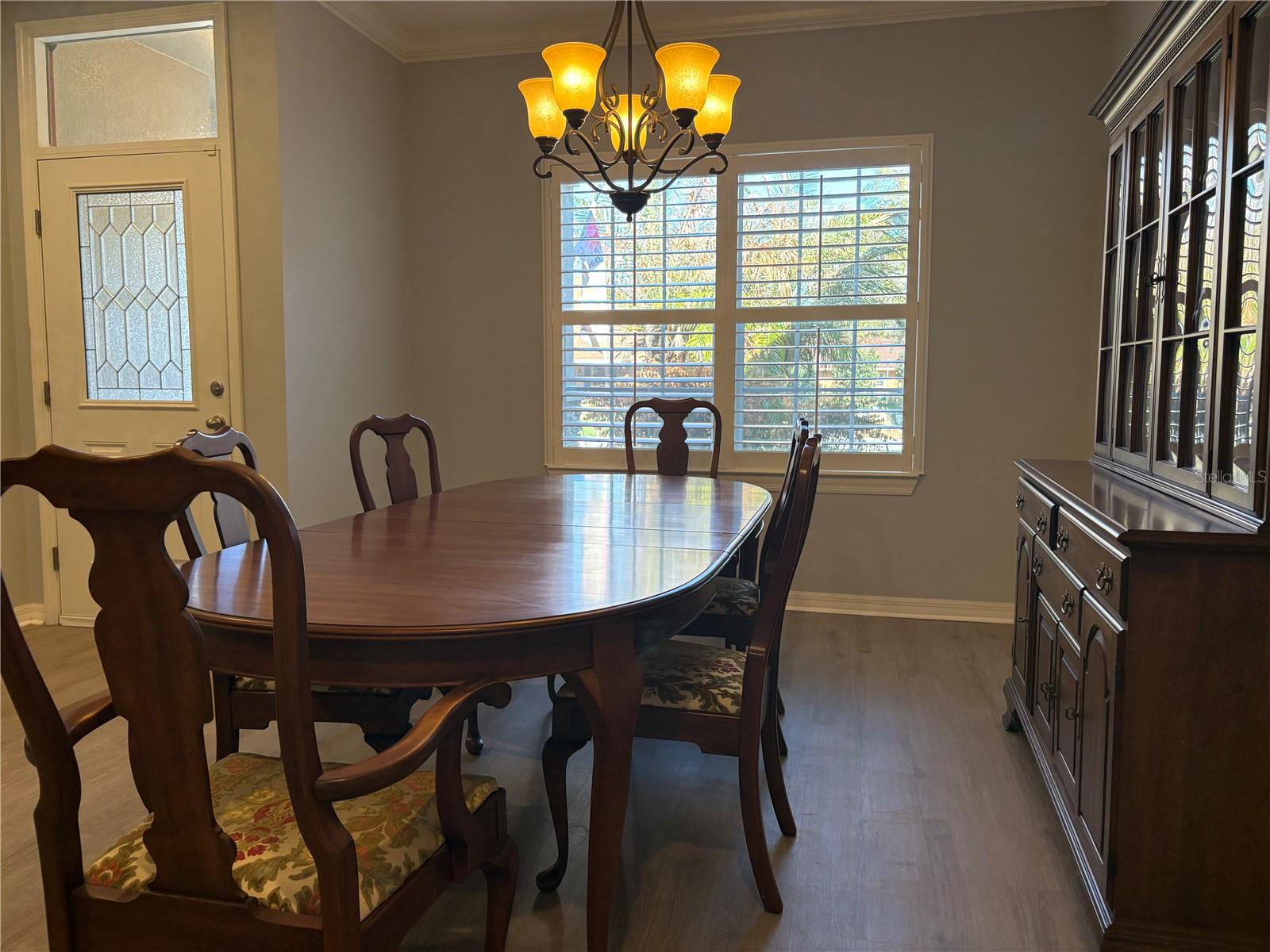 Image 6 of 29 For 2118 Edgewater Circle