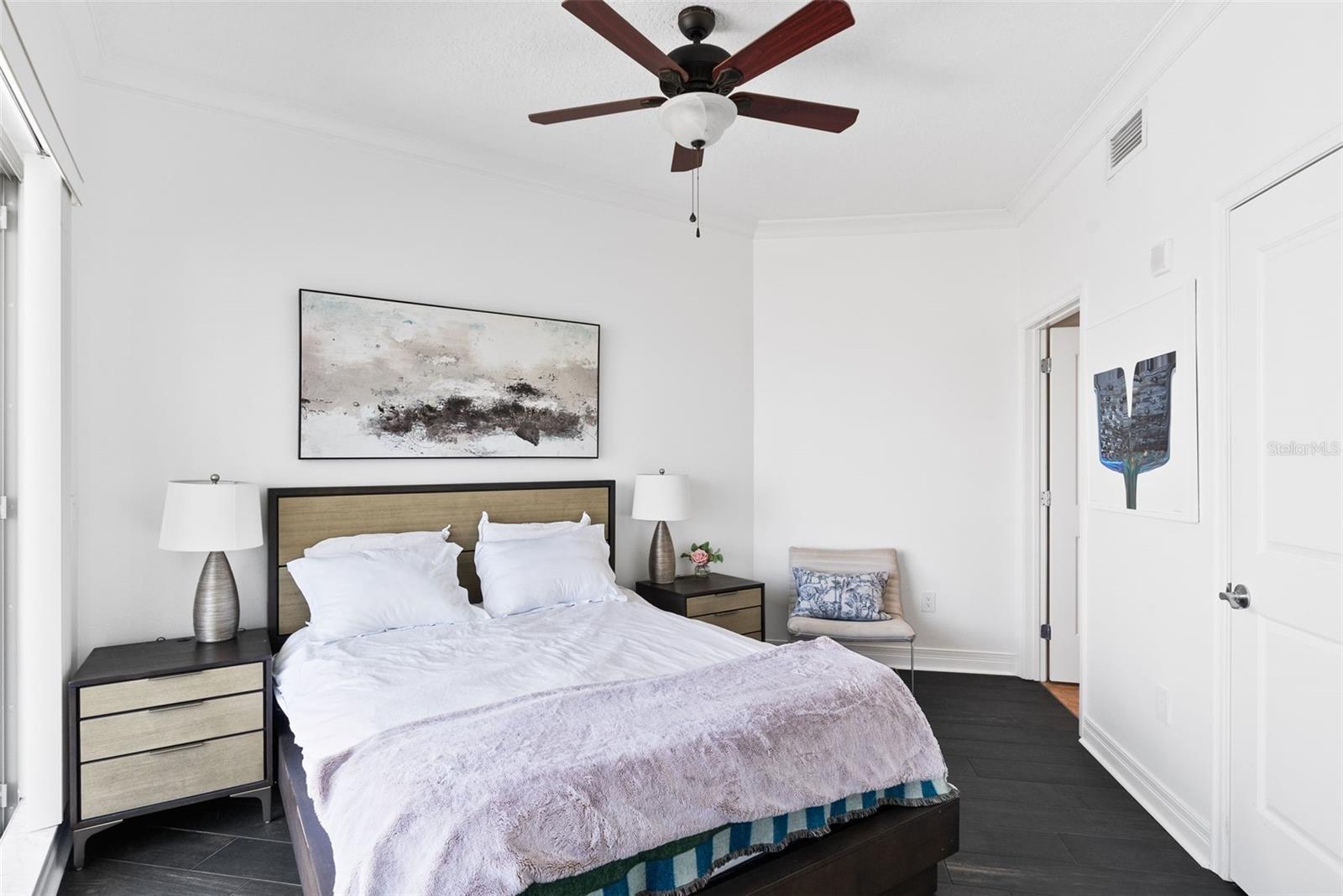 Image 22 of 41 For 1209 Cumberland Avenue 2103