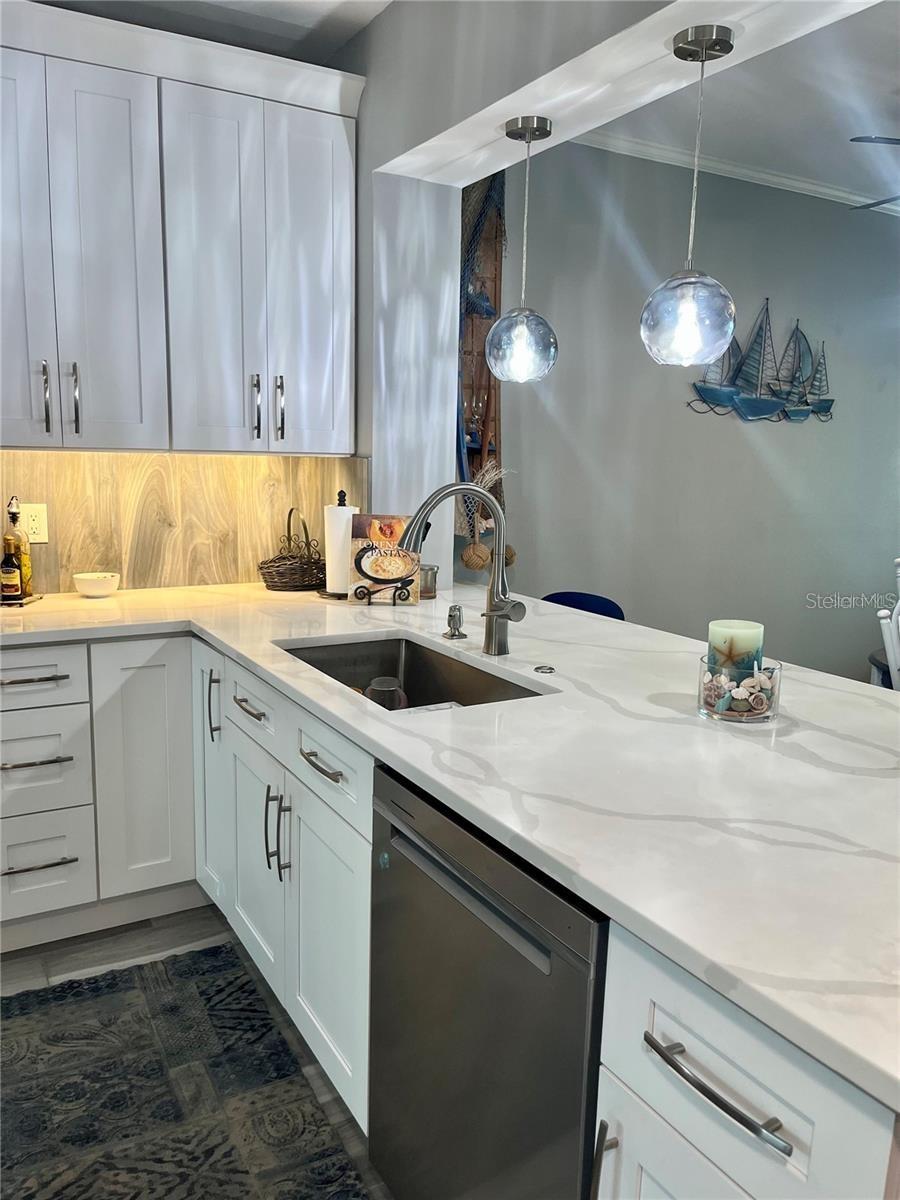 Image 11 of 27 For 7932 Sailboat Key Boulevard S 504