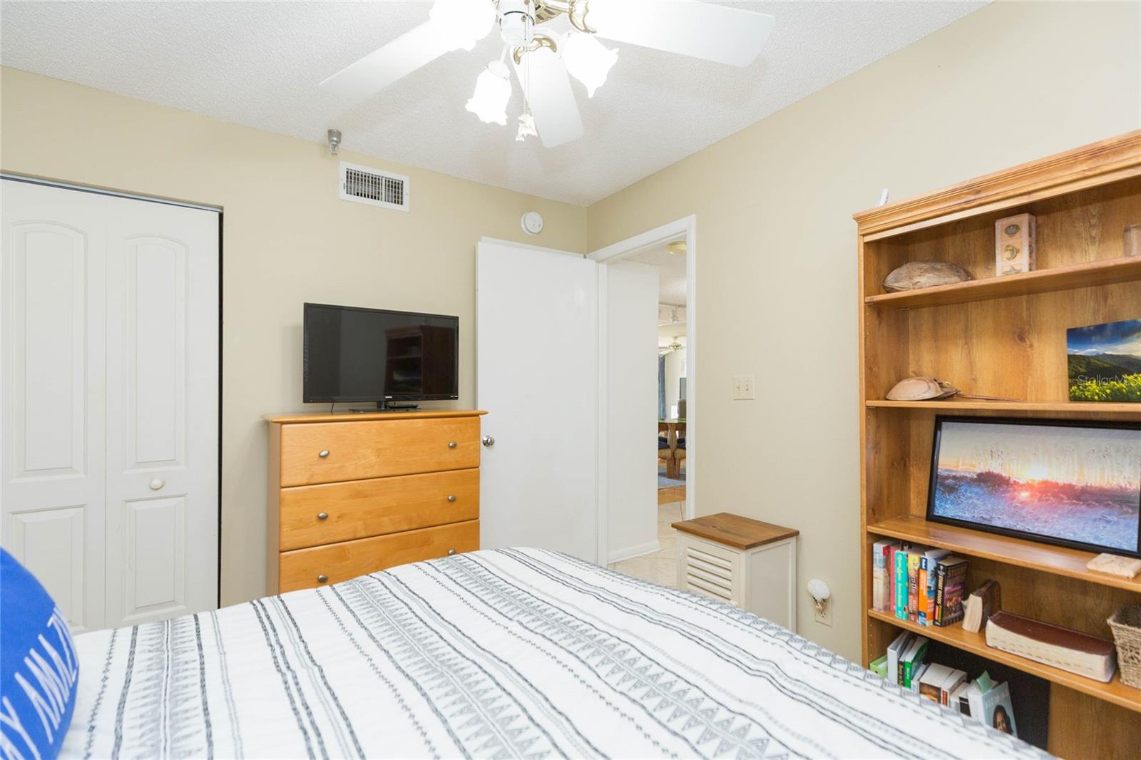 Image 17 of 36 For 6080 Bahia Del Mar Circle 113