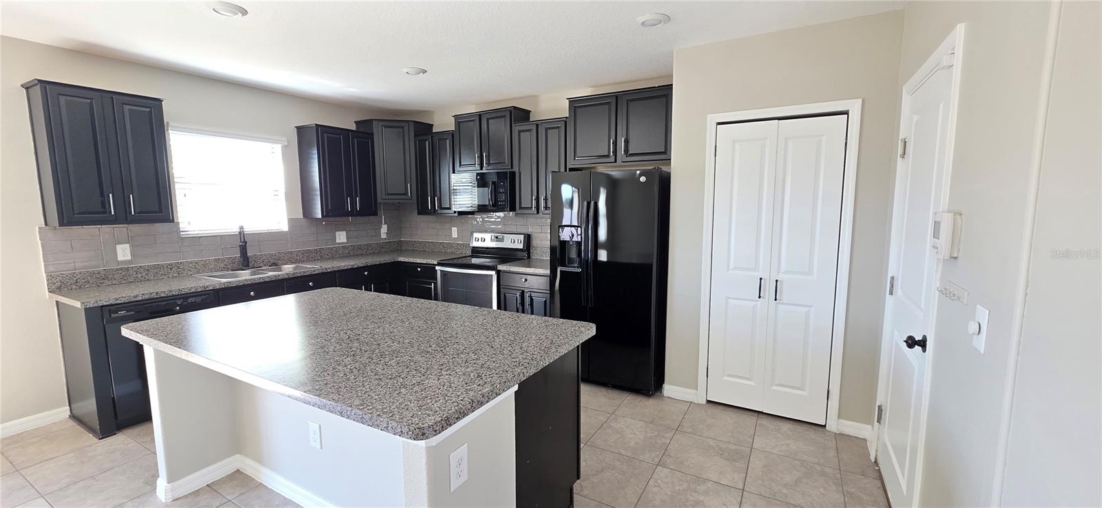 Image 35 of 53 For 10162 Carloway Hills Drive