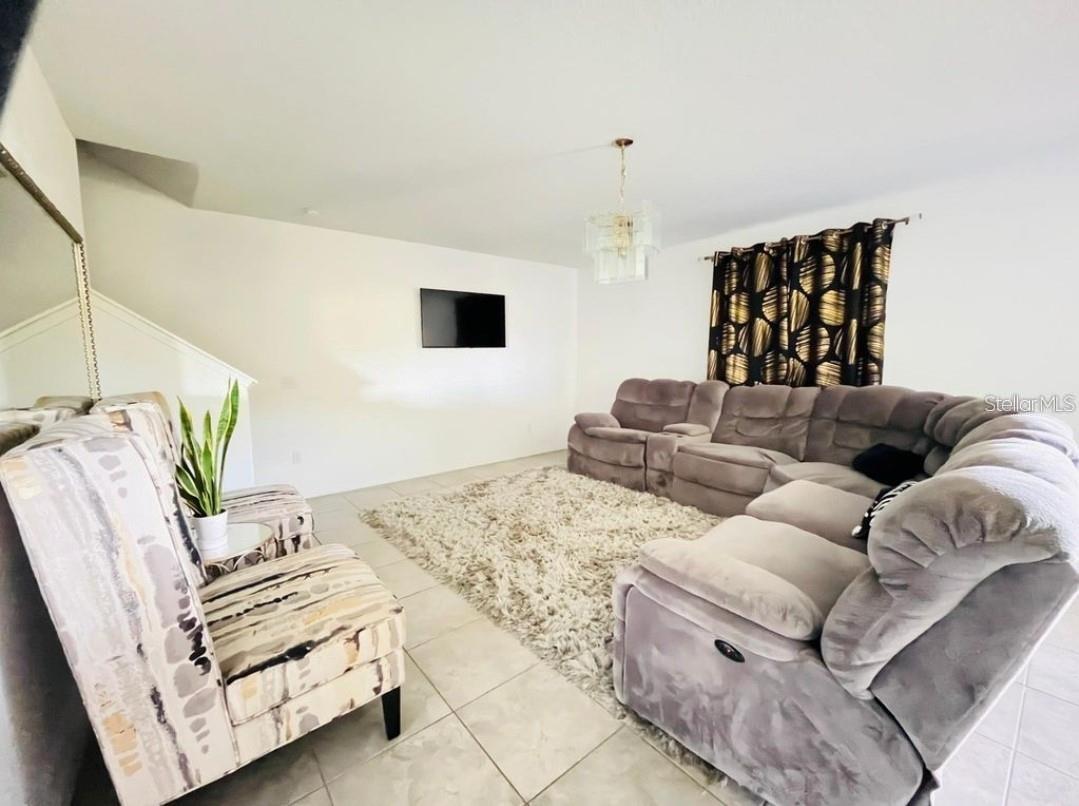 Image 8 of 53 For 10162 Carloway Hills Drive