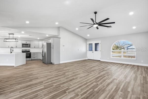 Image 10 of 29 For 9642 Elgin Boulevard