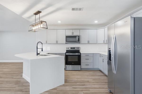 Image 6 of 29 For 9642 Elgin Boulevard