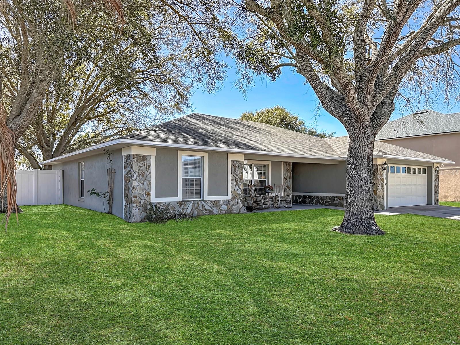 Image 11 of 69 For 129 Evergreen Drive