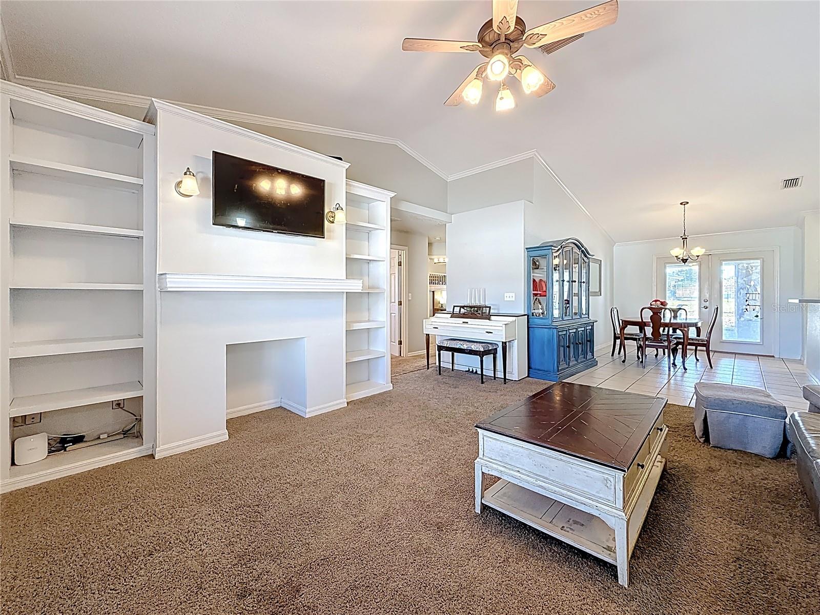 Image 19 of 69 For 129 Evergreen Drive