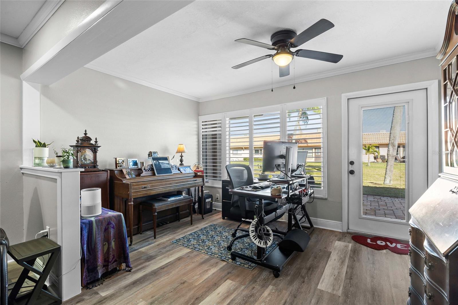 Image 14 of 44 For 19029 Us Highway 19 N 27e