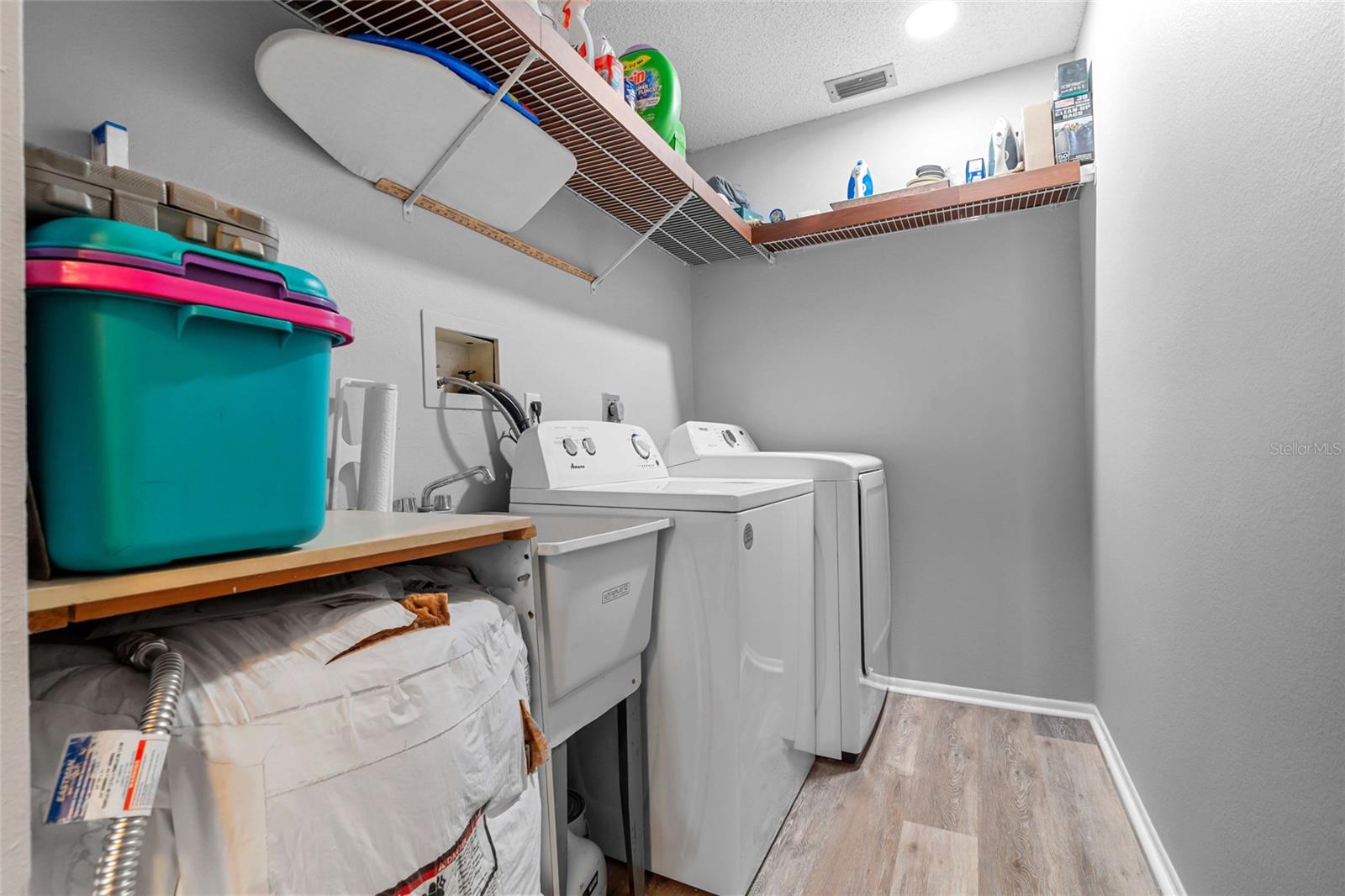 Image 23 of 44 For 19029 Us Highway 19 N 27e