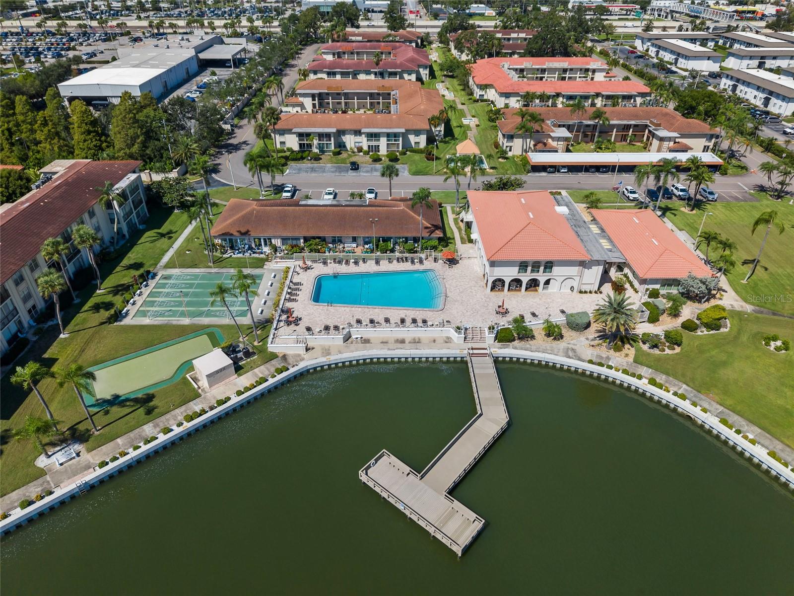 Image 31 of 44 For 19029 Us Highway 19 N 27e