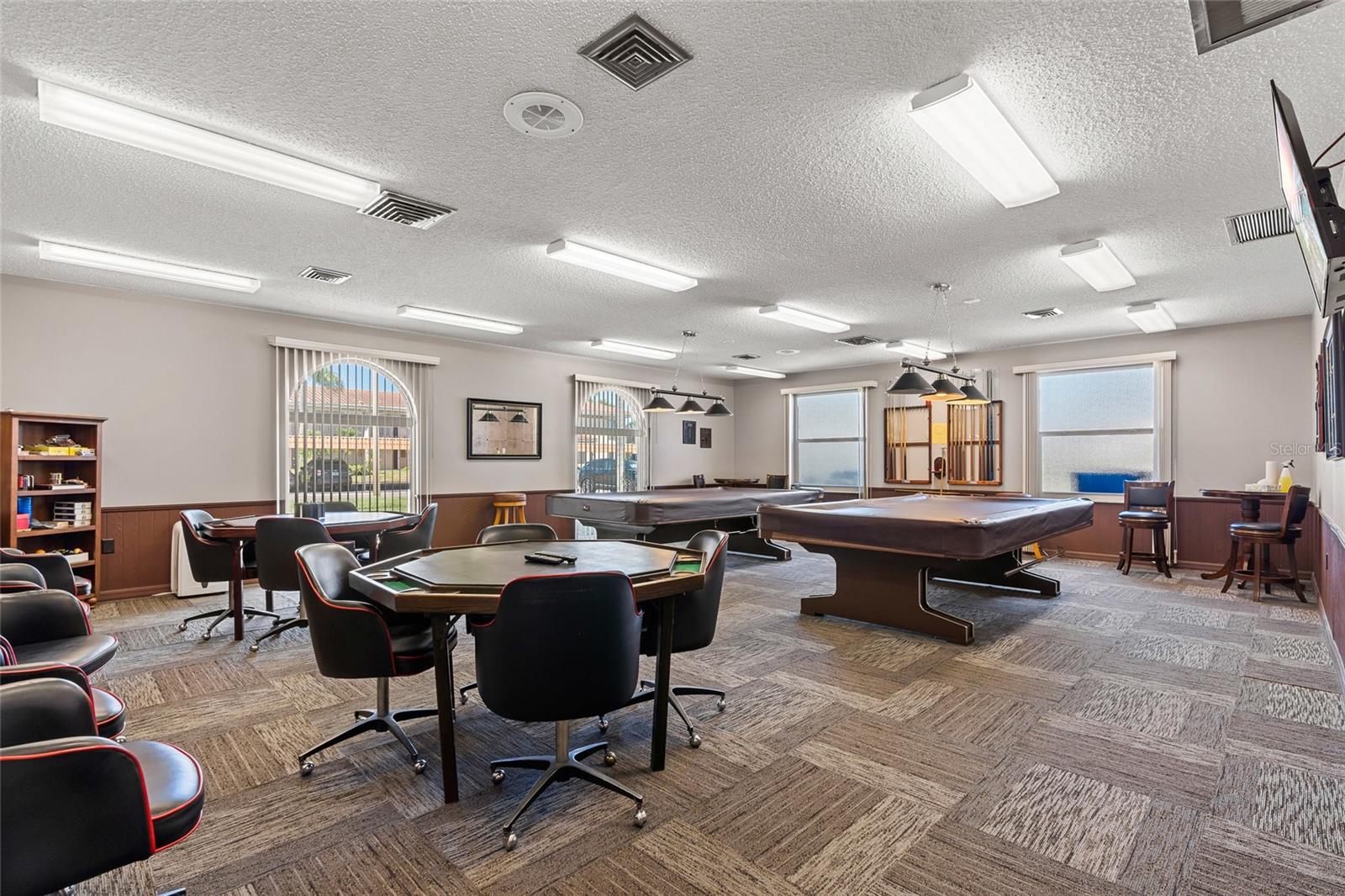 Image 44 of 44 For 19029 Us Highway 19 N 27e