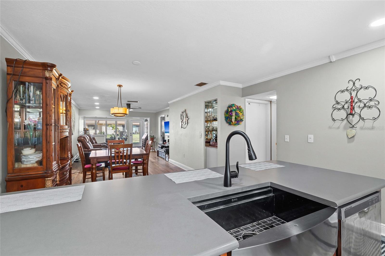 Image 7 of 44 For 19029 Us Highway 19 N 27e