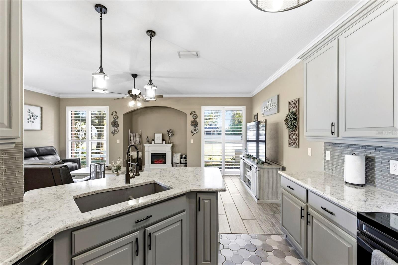 Image 16 of 47 For 8408 Shallow Creek Court