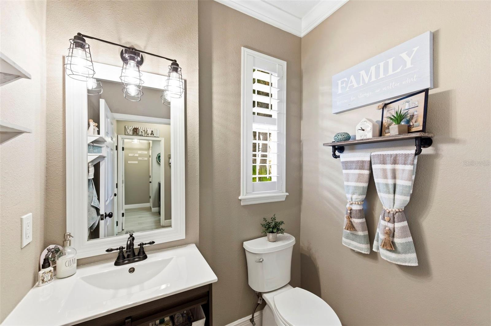 Image 21 of 47 For 8408 Shallow Creek Court