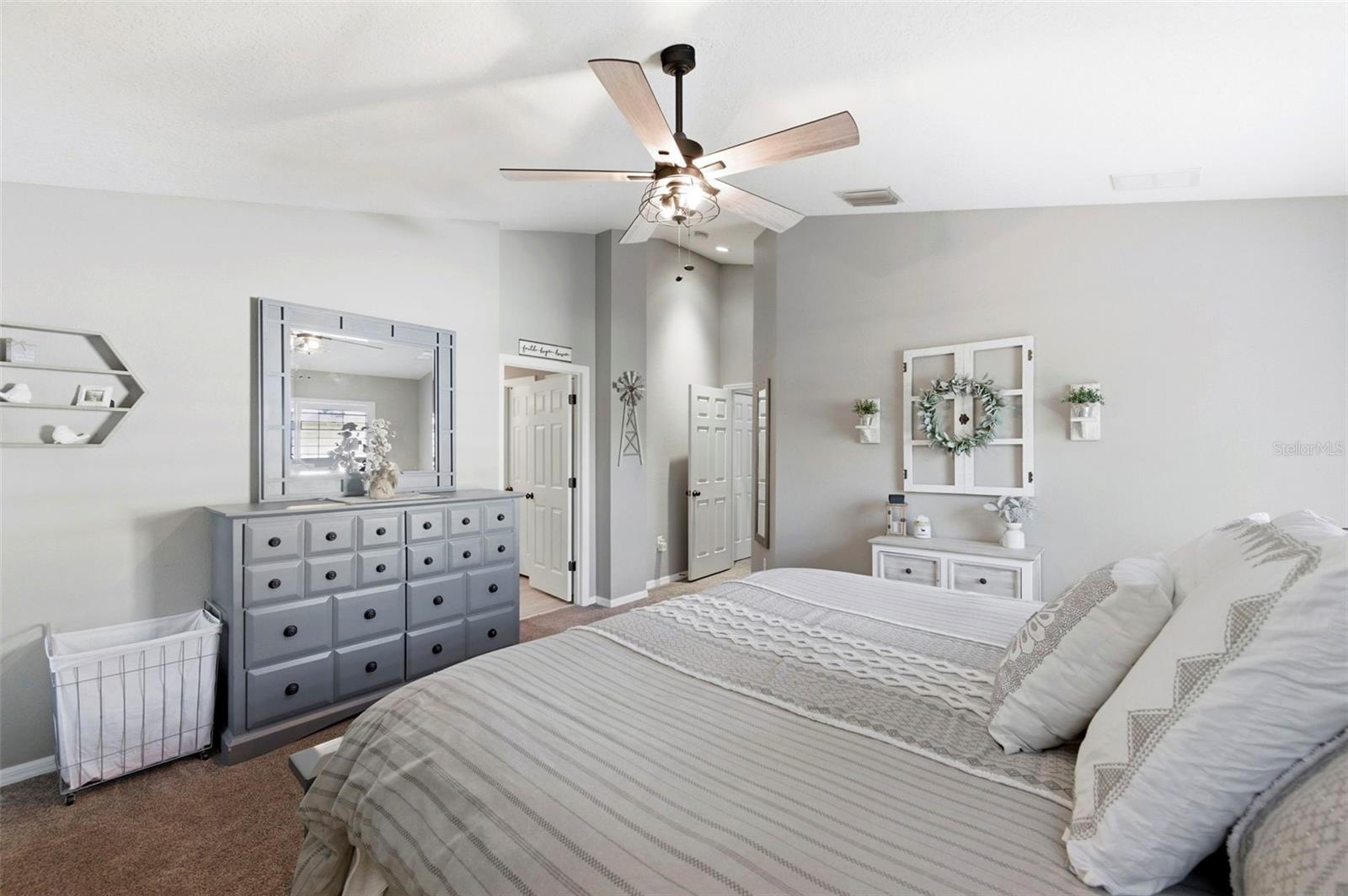 Image 33 of 47 For 8408 Shallow Creek Court